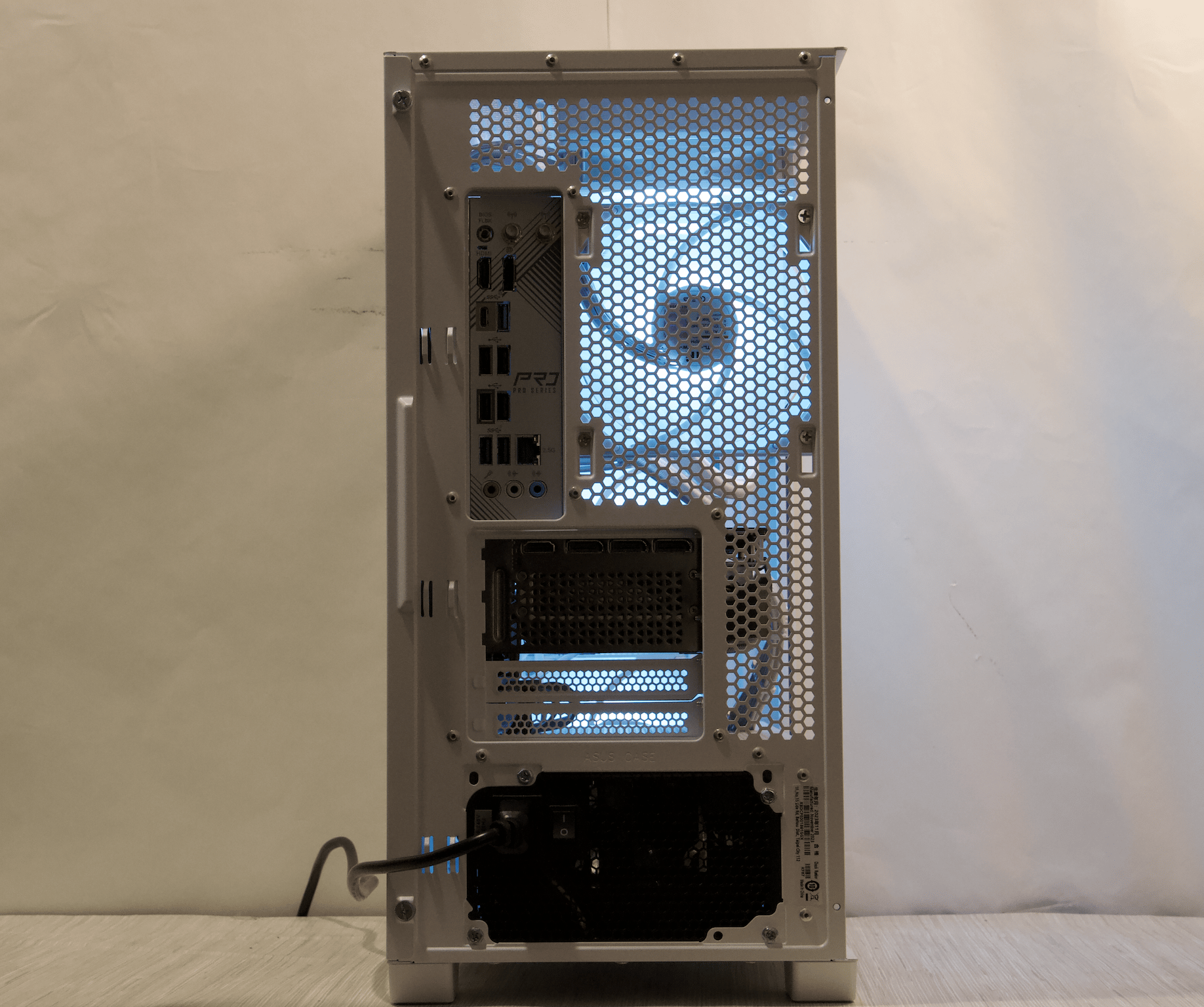 RTX 5080, Ryzen 7 7800X3D, 32GB DDR5, 2TB NVMe SSD, WiFi - 4K Gaming PC