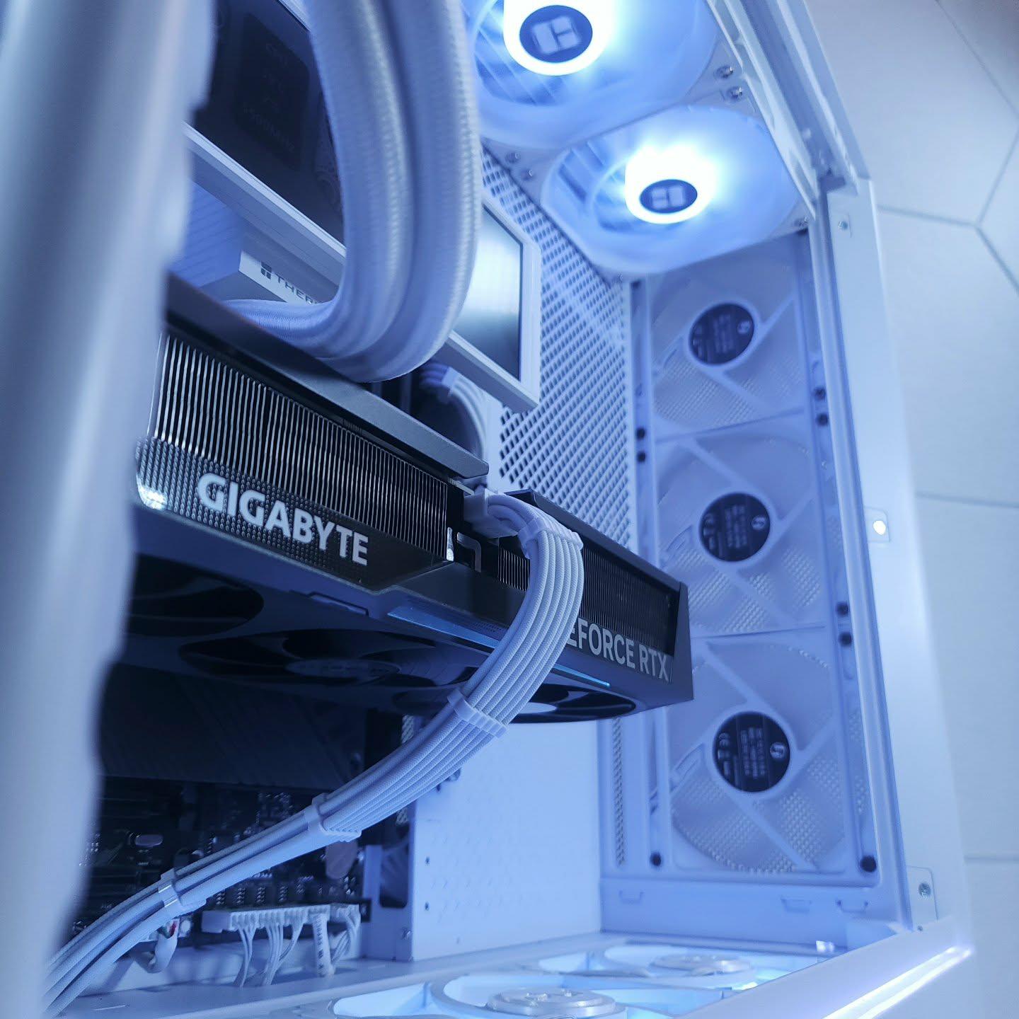 🤍RTX 5070 | Core i9 13900KF | 1440p Gaming Computer