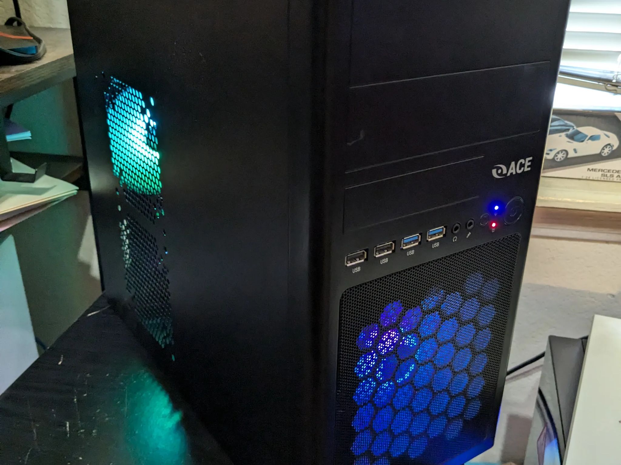 Free Ship ~ Xeon 1230v2 (same as i7-3770S), 16GB RAM, GTX 960 4GB, 400GB SSD, Win10, RGB, Wifi