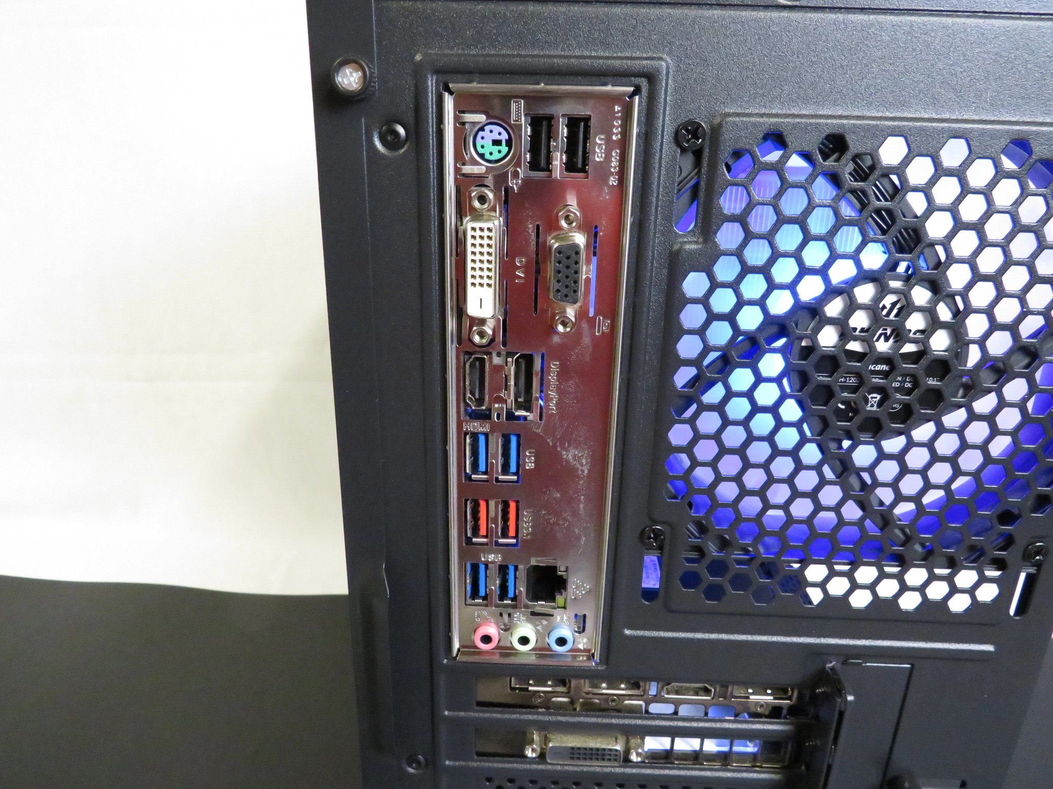 Budget gaming MASTER! Ryzen 5 2600X + GTX 1070 SC + 16 GB DDR4 + 1 TB SSD