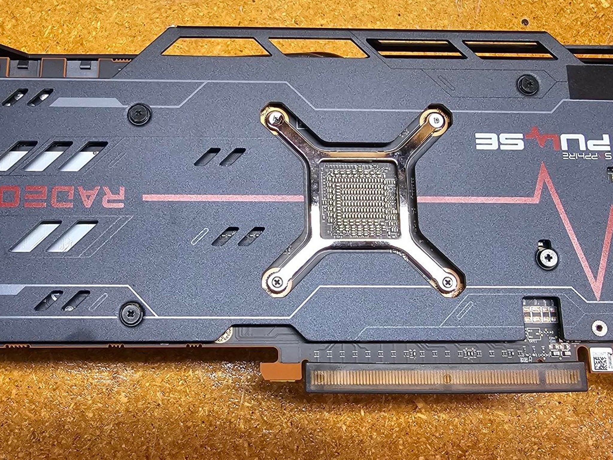 Sapphire Radeon RX 6700 XT Pulse Gaming OC 12gb gddr6