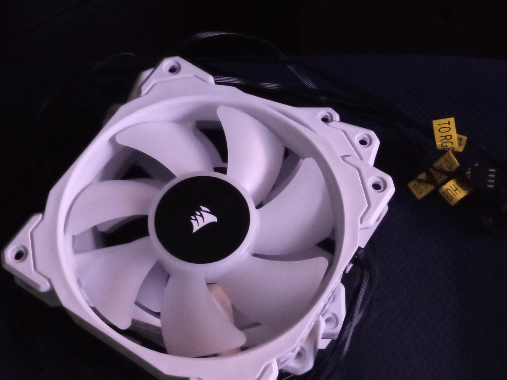 Corsair ML120 RGB White Magnetic Levitation Fans (Triple Pack)