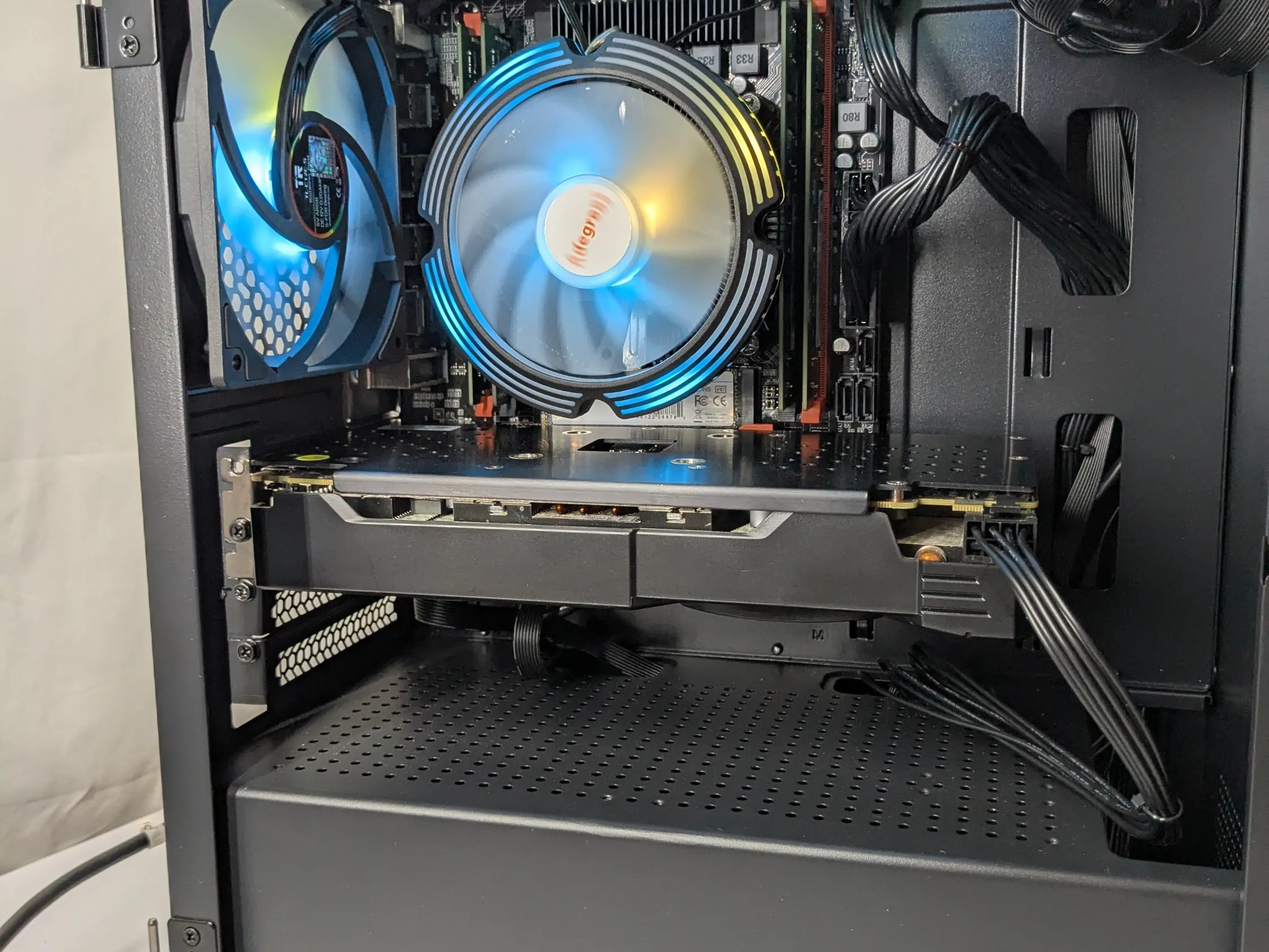 🎮 Budget Gaming PC - RX 570 8GB | Xeon 2630 V4 | 16GB RAM | 500GB NVMe | Win 11 🎮