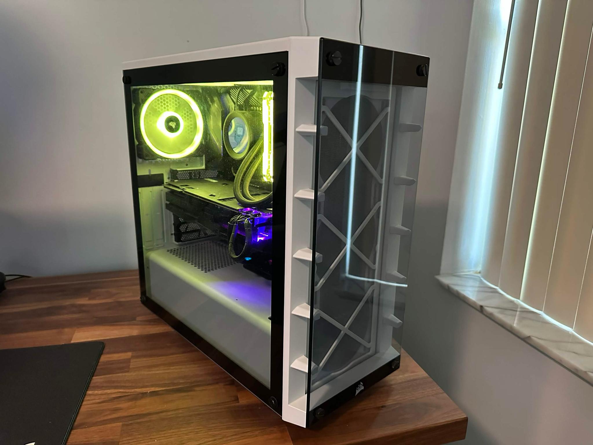 Intel Core i7-9700K, 2070 Super, 32GB ram