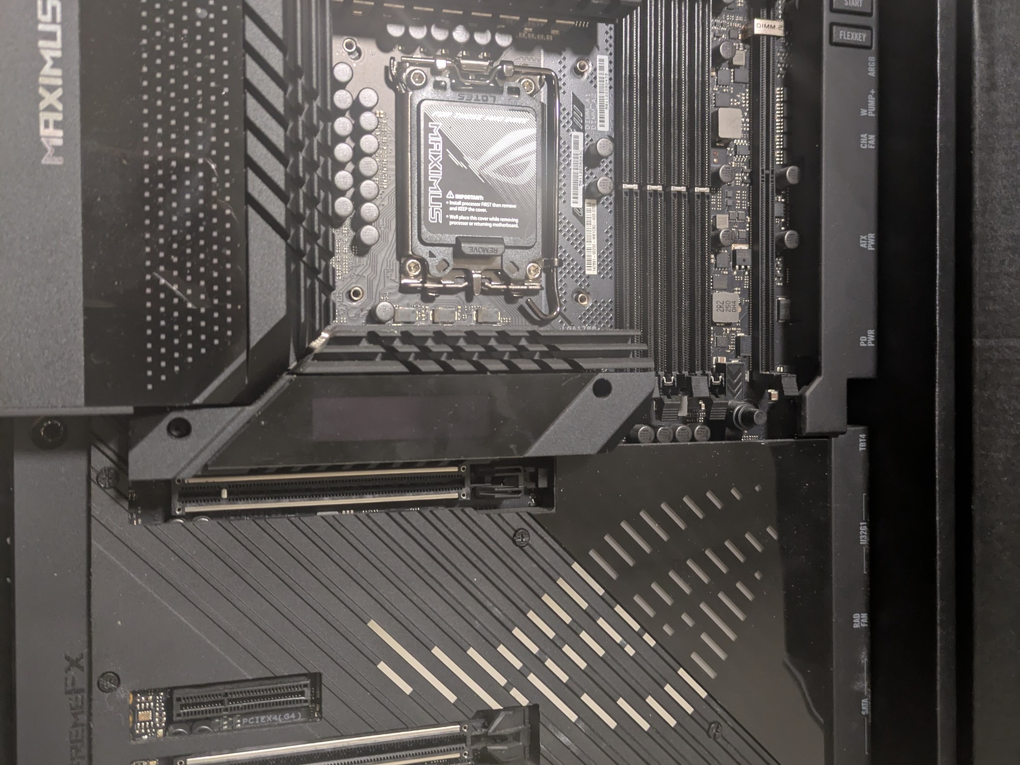 i9 13900KS + ASUS Z790 Maximus + 6x Corsair 140mm Fans