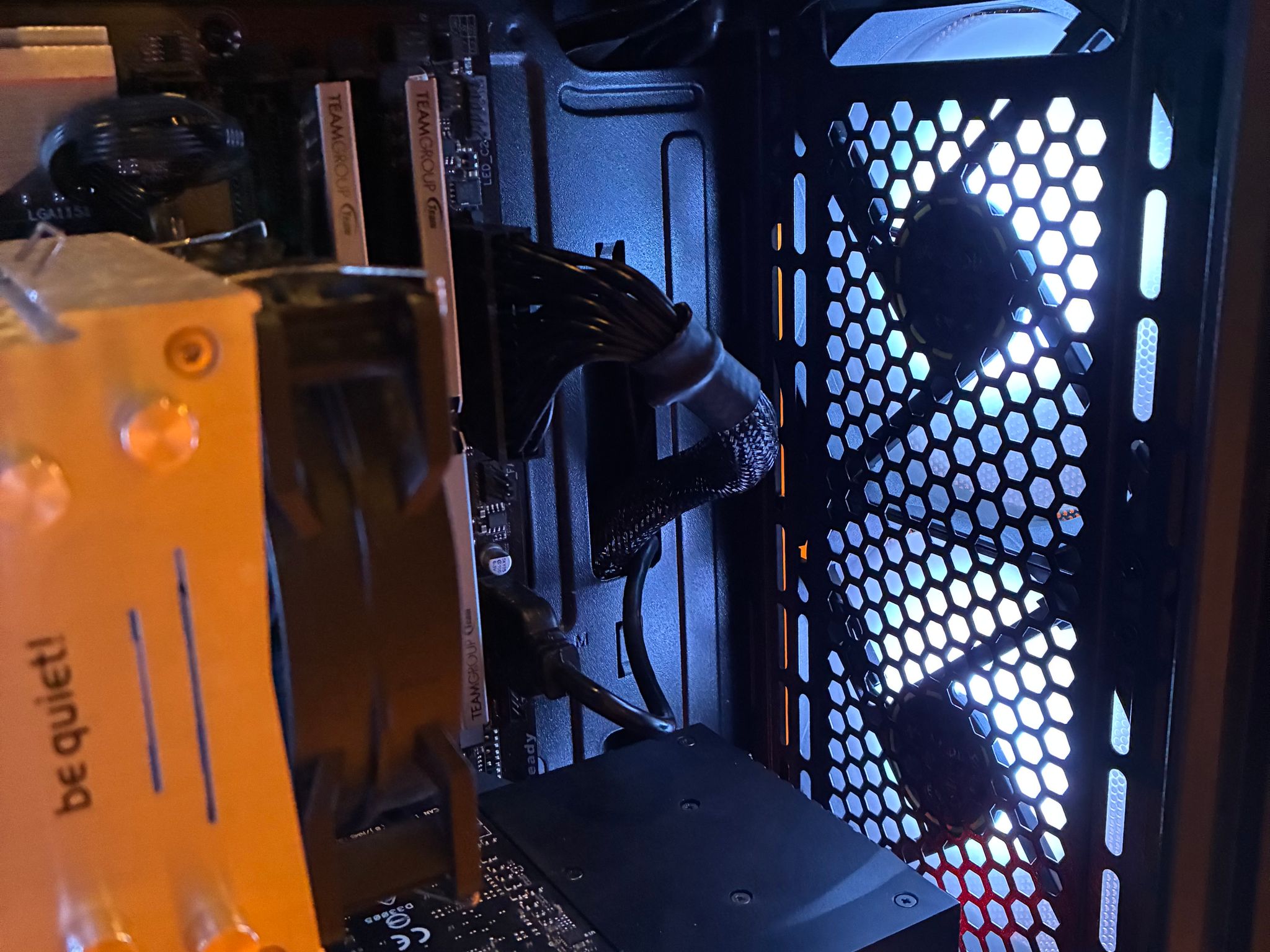 GTX 1070 8GB i5 8600K CUSTOM RGB GAMING PC WINDOWS 10/11 16GB DDR4 512GB NVME SSD WIFI