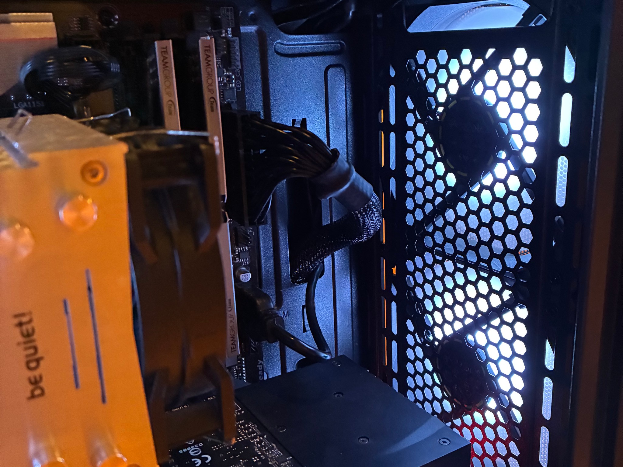 GTX 1070 8GB i5 8600K CUSTOM RGB GAMING PC WINDOWS 10/11 16GB DDR4 512GB NVME SSD WIFI
