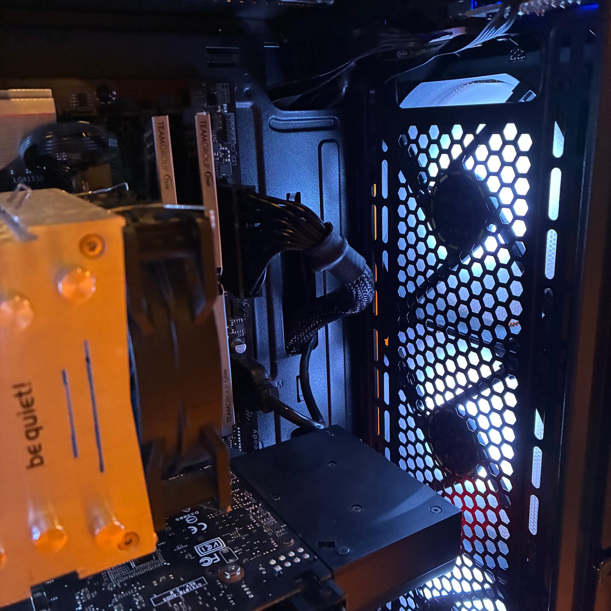 GTX 1070 8GB i5 8600K CUSTOM RGB GAMING PC WINDOWS 10/11 16GB DDR4 512GB NVME SSD WIFI
