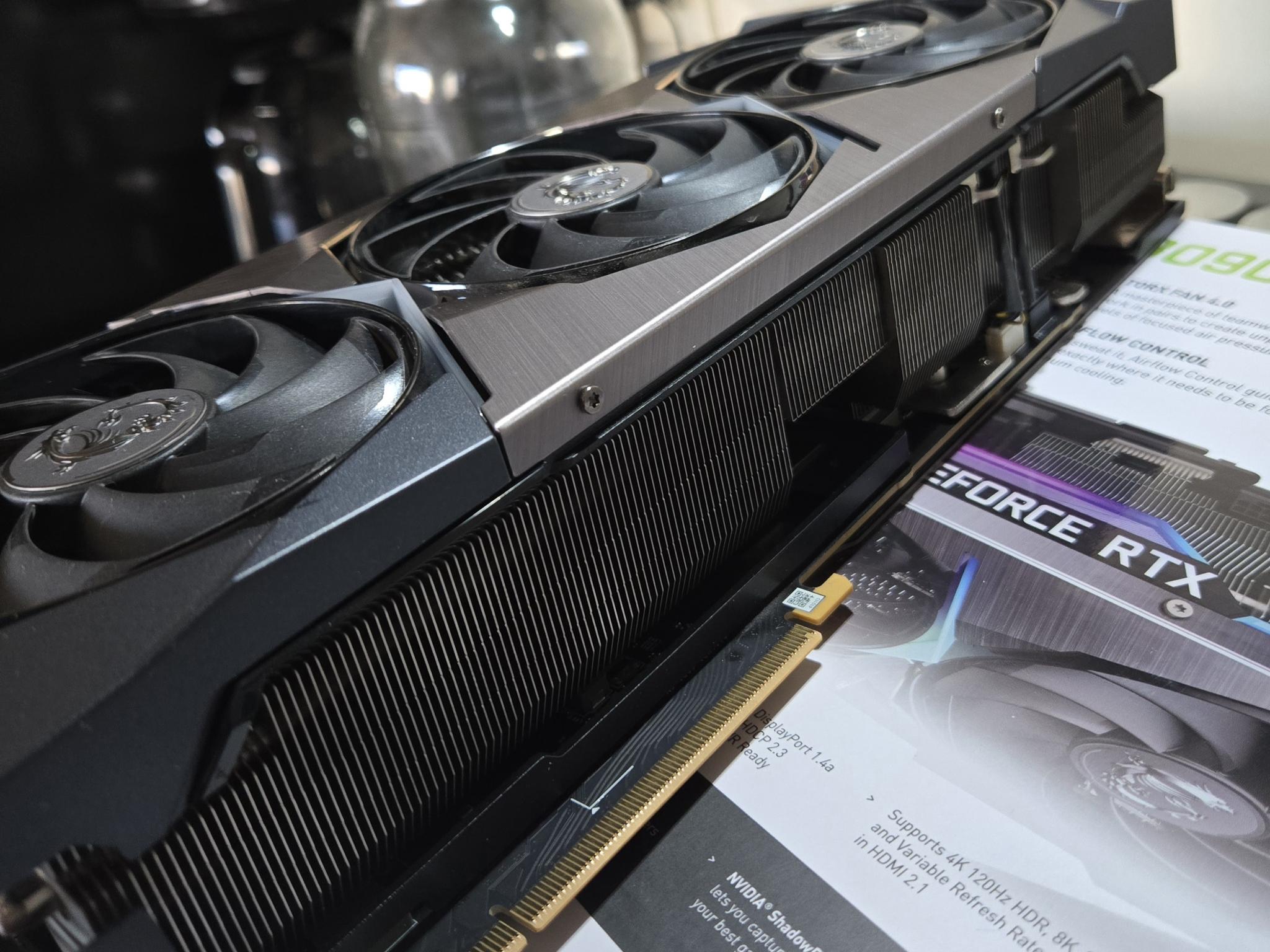 MSI SUPRIM 3090ti