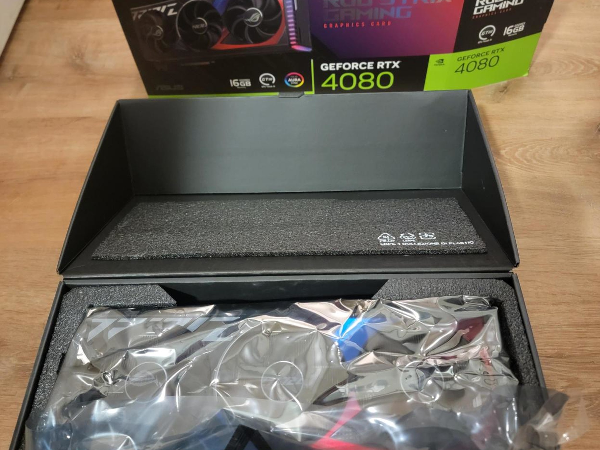 ROG Strix GeForce RTX™ 4080 16GB GDDR6X