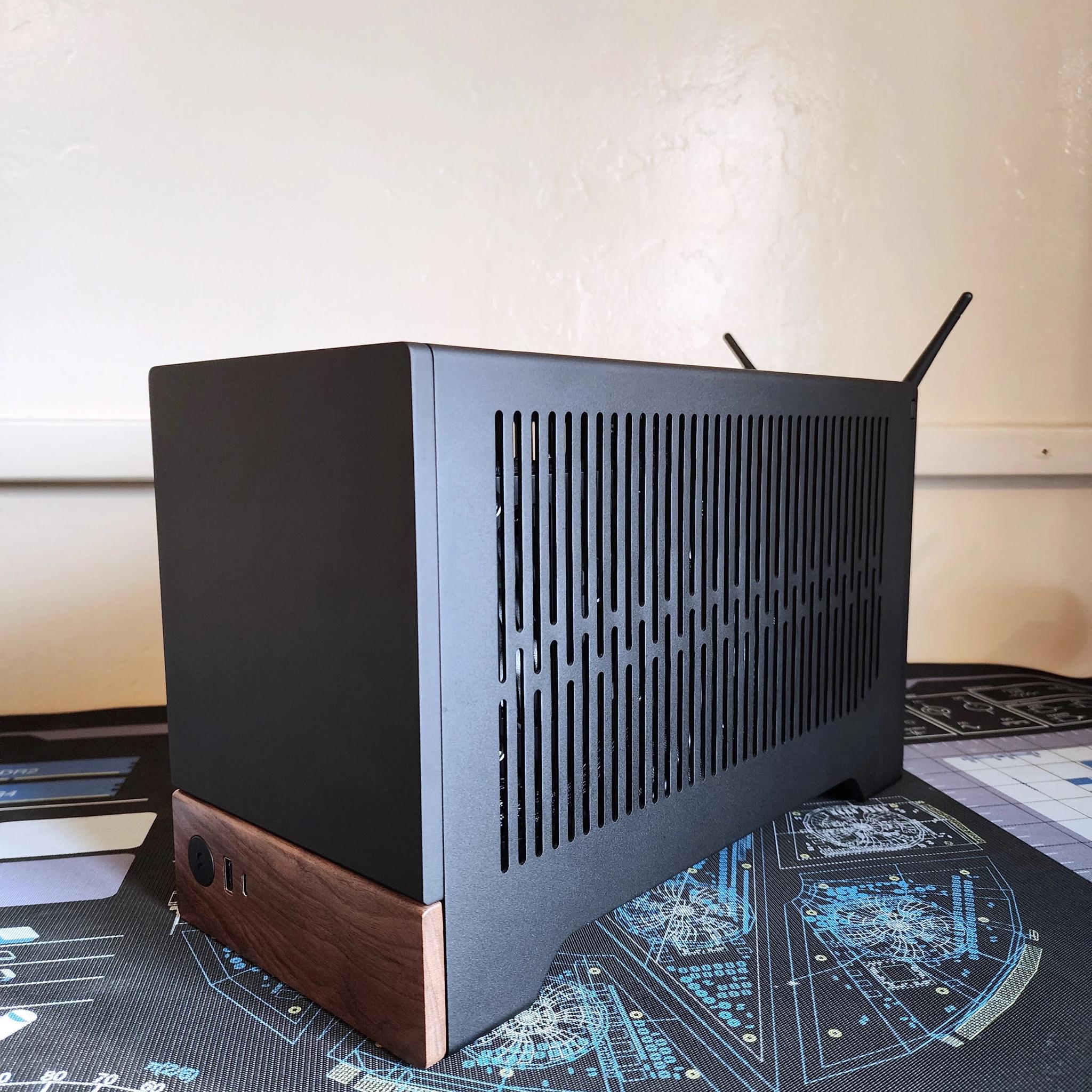 "DECOROUS" Gaming PC | AMD R5 7600 | NVIDIA RTX 3070 | 32GB | 2TB NVME