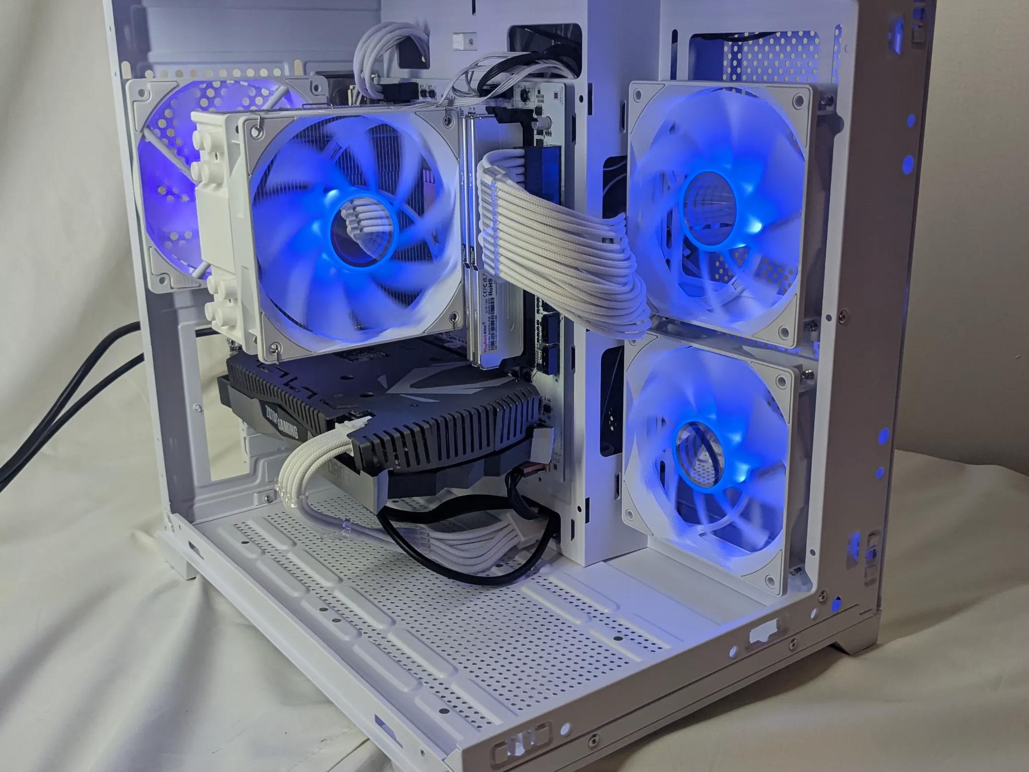 2060 SUPER | Ryzen 5 3600 |16 gb RAM | Windows 11 home