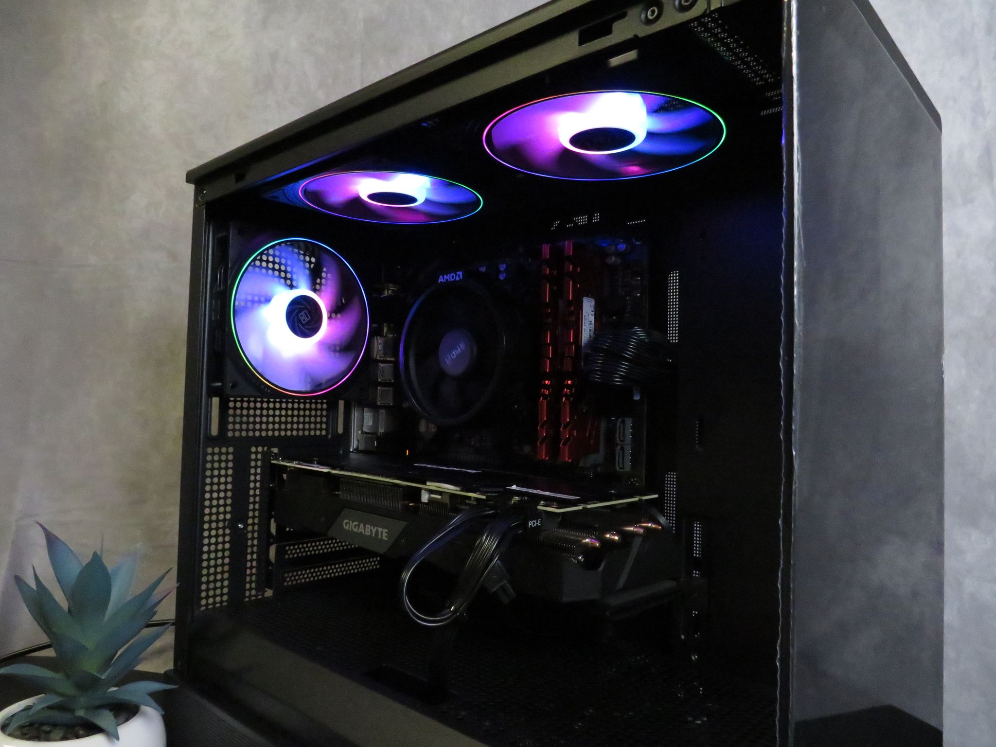 Entry level 1440p GAMER! Ryzen 5 3600 + RTX 2080 Super + 16 GB DDR4 + 1 TB SSD