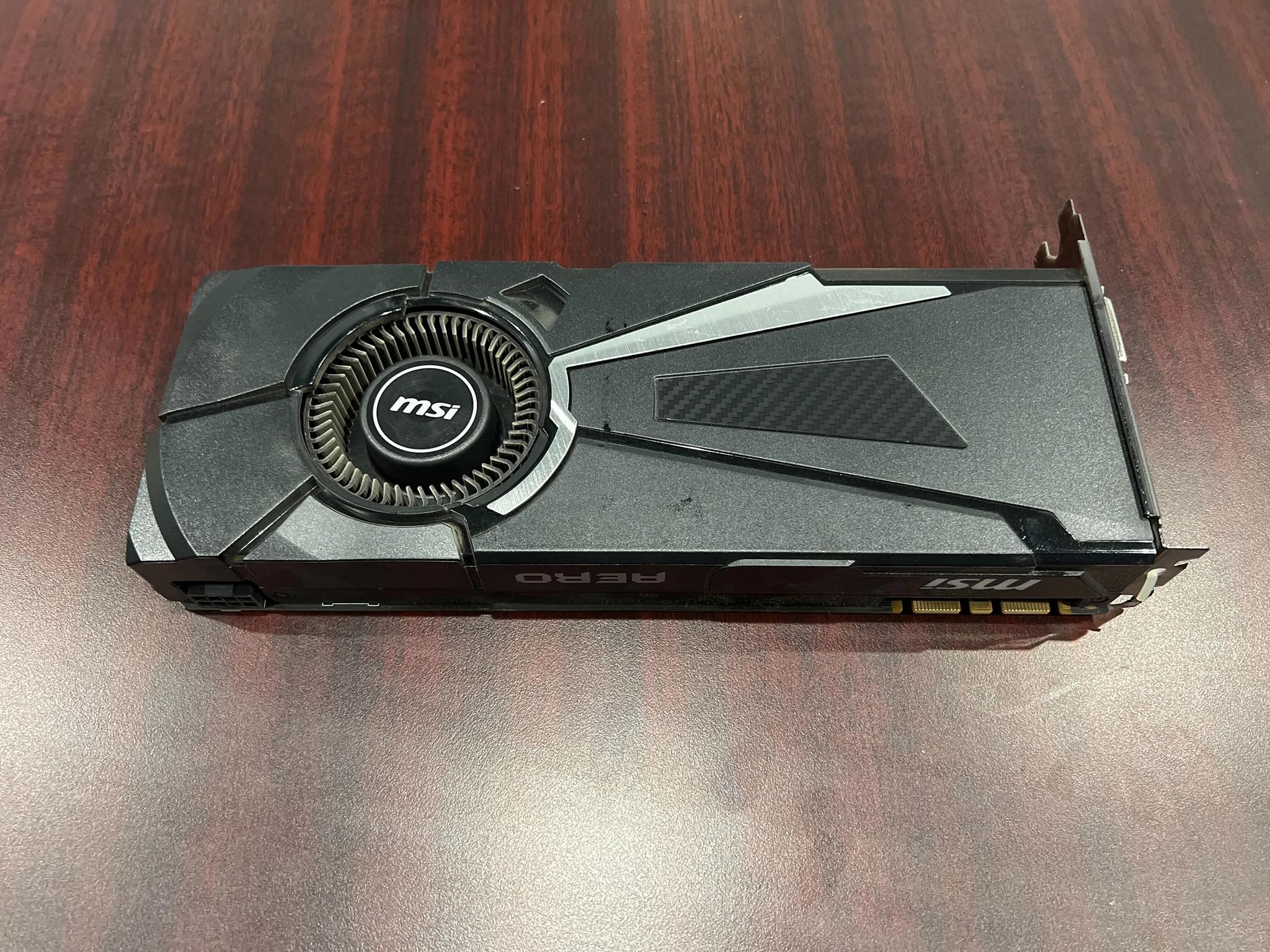 MSI GeForce GTX 1070 - AERO