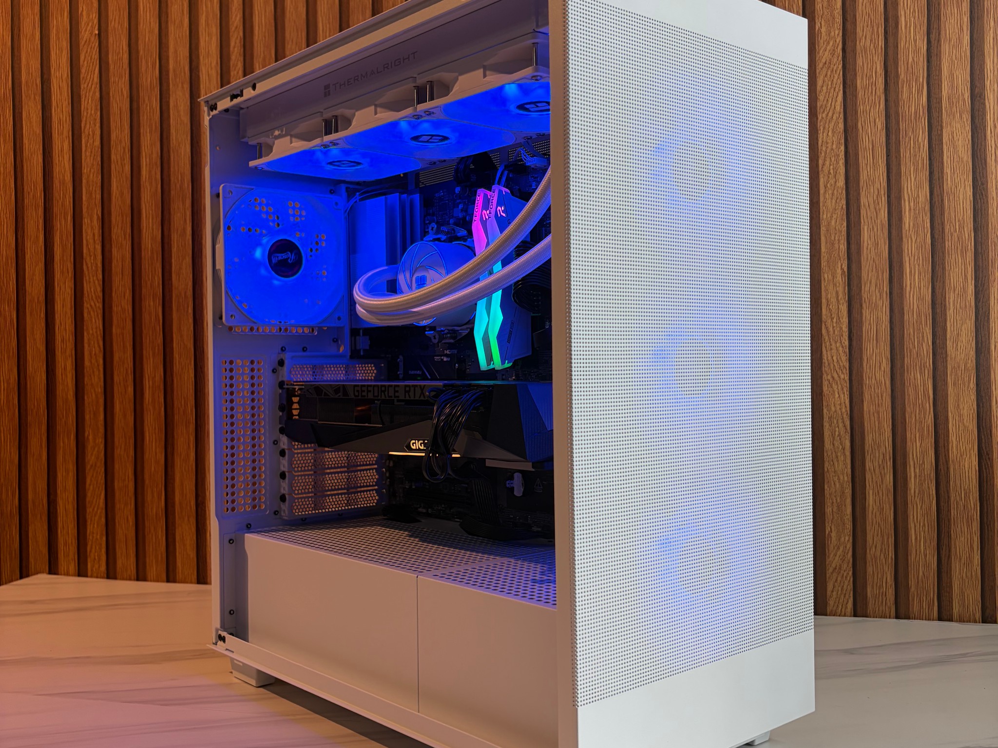 RTX 3080TI 12GB | RYZEN 5 7600X | 1TB NVME SSD | 16GB DDR5 | 360MM AIO | 750W