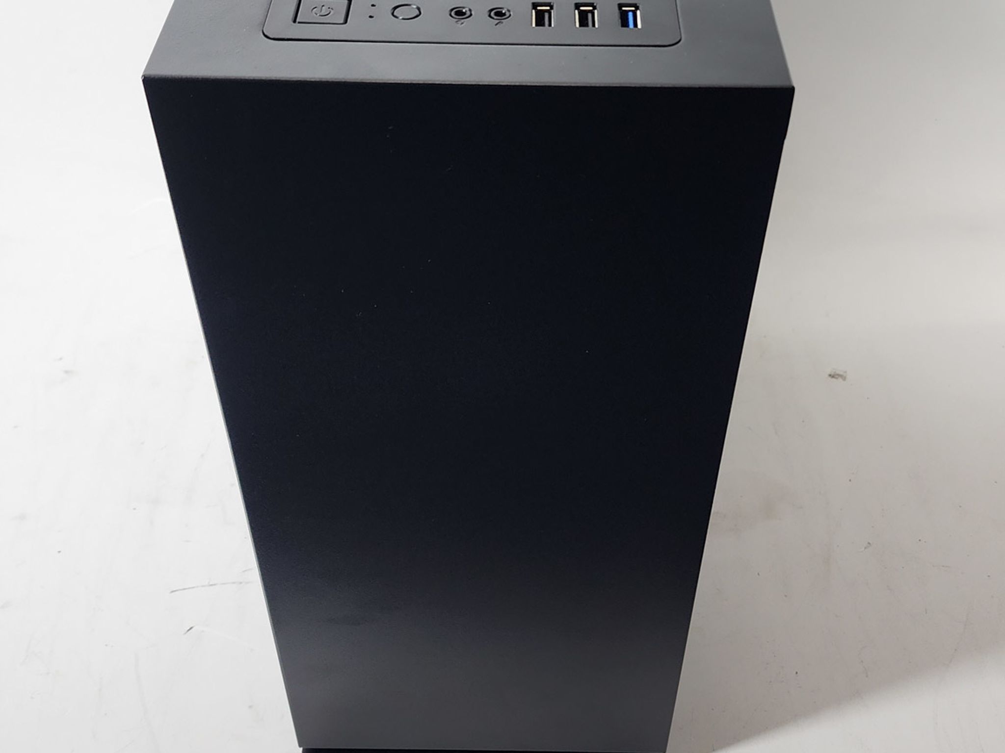 Gaming PC Ryzen 5 3600 16GB RAM 512GB SSD RX 580 8GB Windows 11 Computer