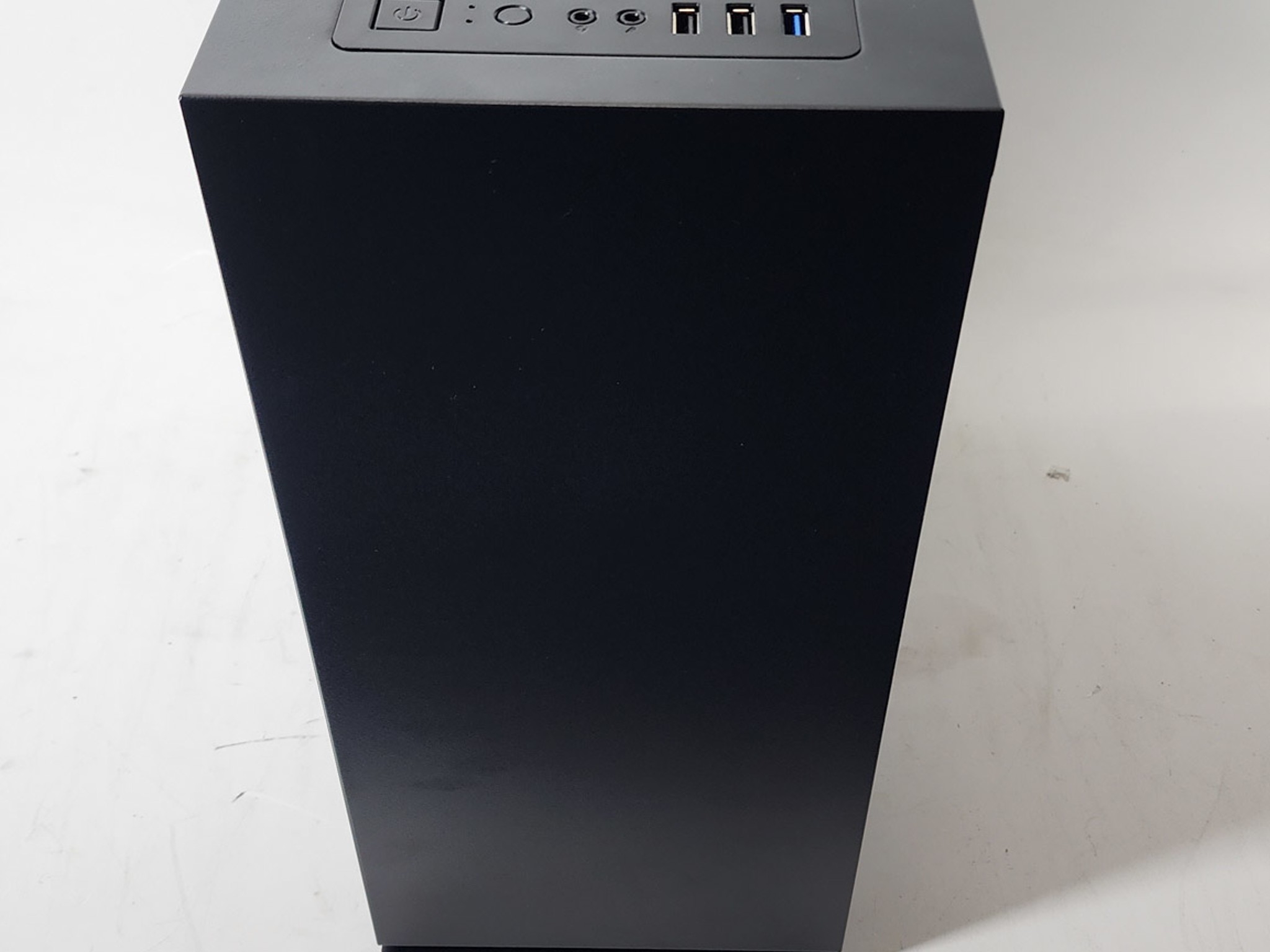 Gaming PC Ryzen 5 3600 16GB RAM 512GB SSD RX 580 8GB Windows 11 Computer