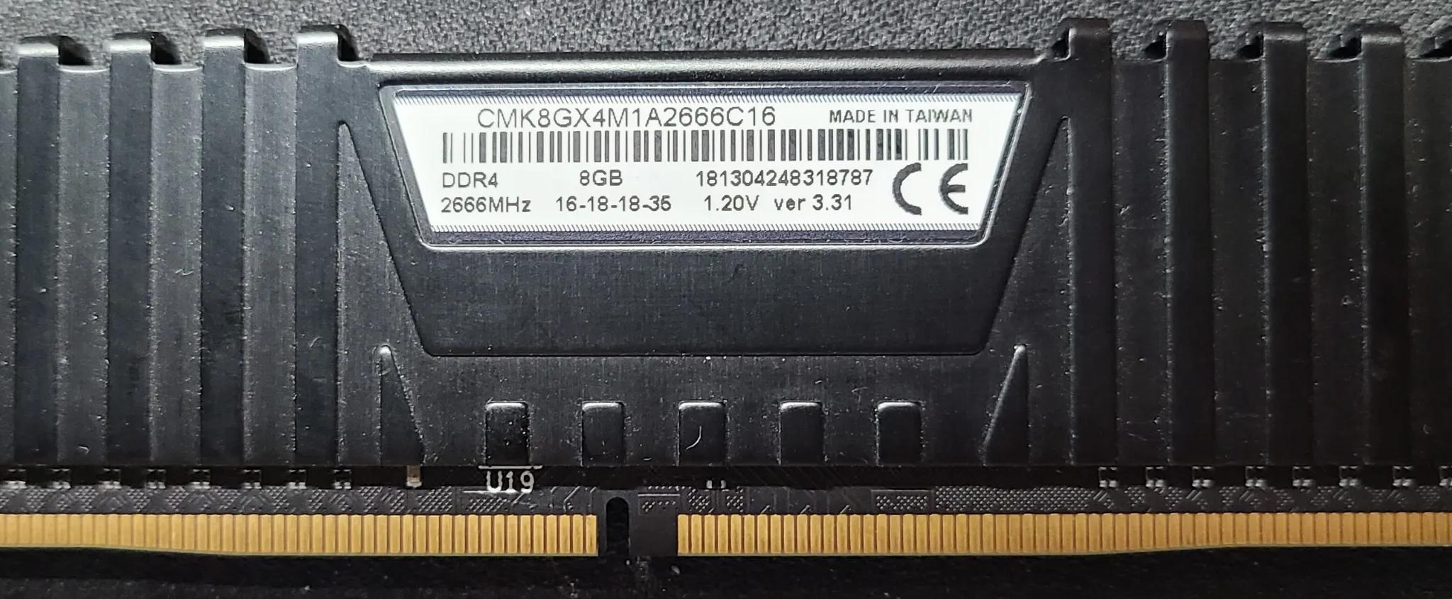 Corsair DDR4 8GB RAM 1Stick