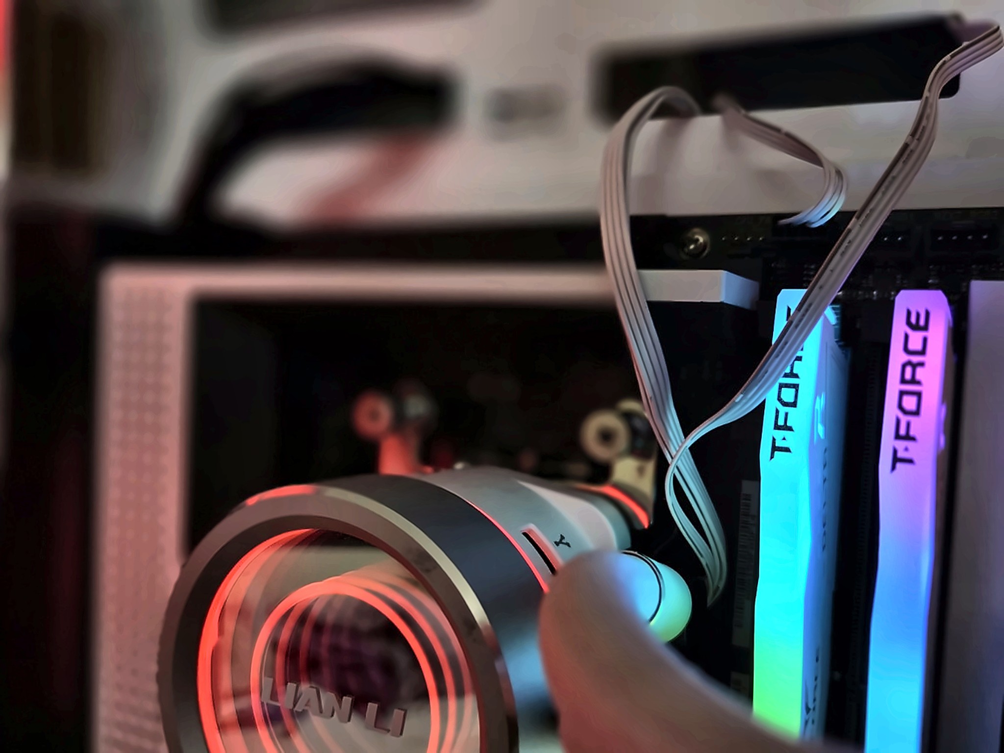 1440P Gaming PC | Lian Li | 7800X3D | RTX 5070 12GB | 32GB DDR5 | 2TB NVME |Wifi