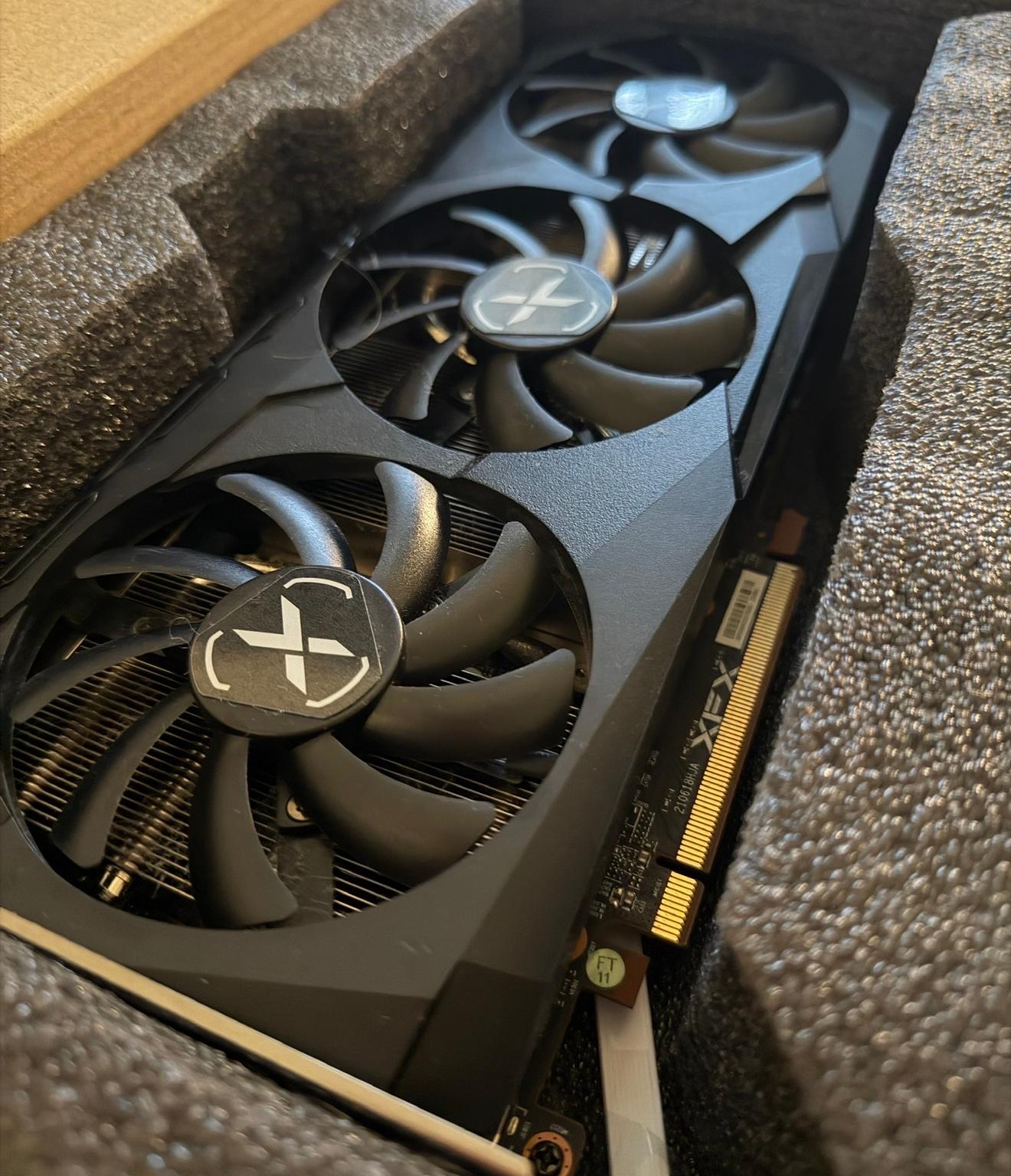 XFX Speedster SWFT 309 Radeon RX 6700 XT