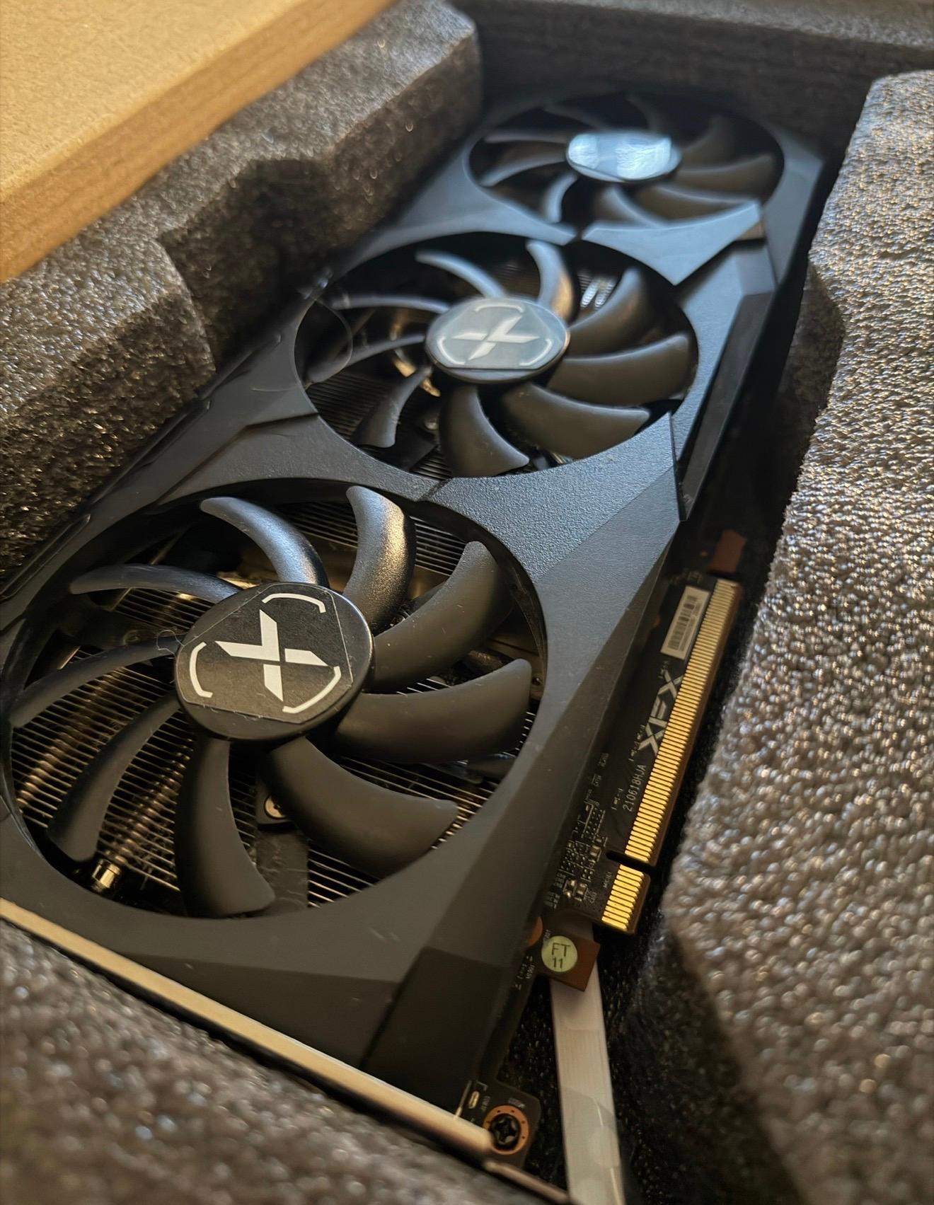 XFX Speedster SWFT 309 Radeon RX 6700 XT