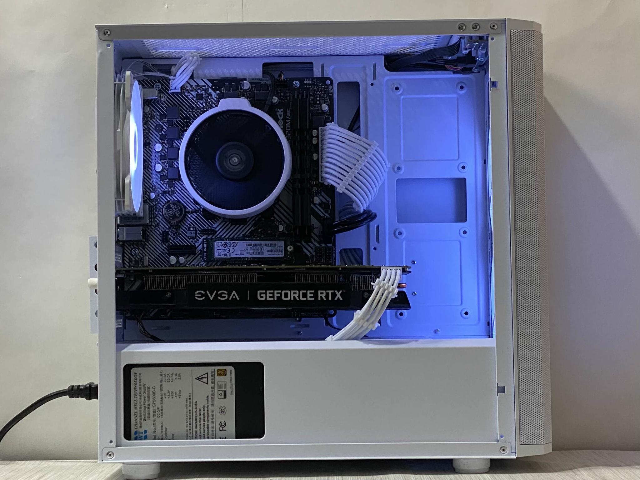 RTX 2060 Super, Ryzen 5 5600, 16GB DDR4, 512GB NVMe SSD, WiFi - Gaming PC