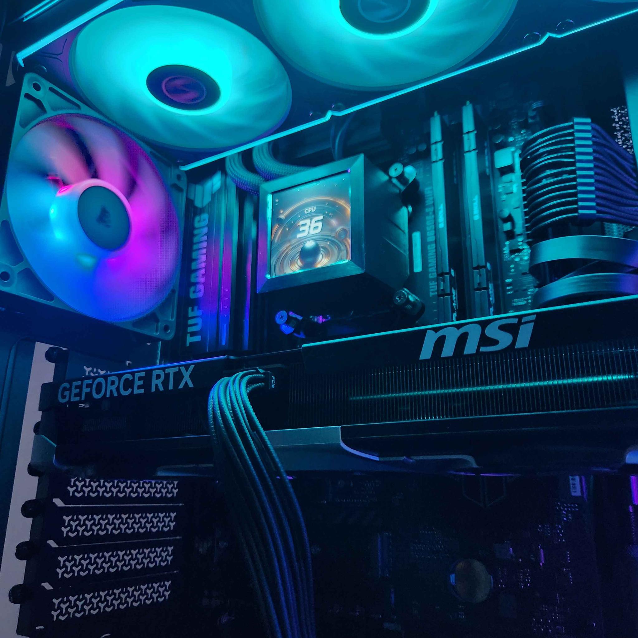 🍀RTX 5070 | Ryzen 7 7700X | 32GB DDR5 | 2TB NVMe | WiFi | Windows 11