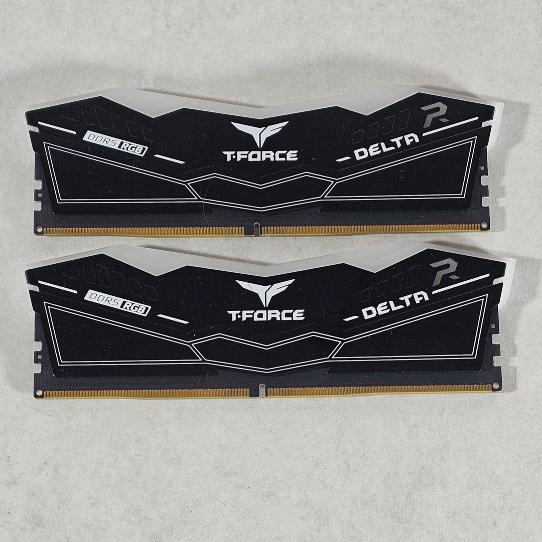 32GB DDR5 (2x16GB) CL32 5600MT/s RGB T-Force DELTA R | Jawa
