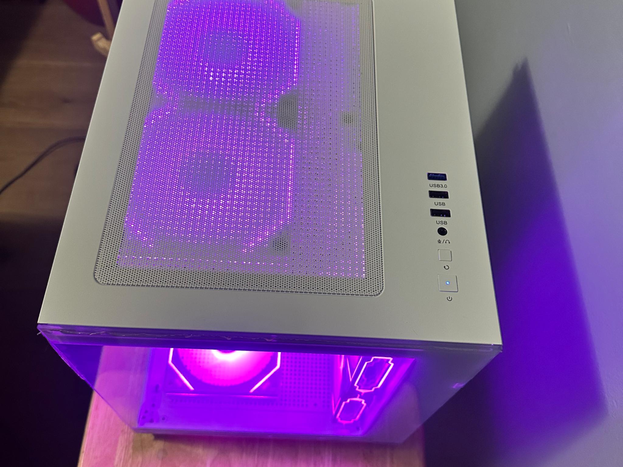 Ryzen 5 5600g|RX 6600|B-450|16g DDR4 3200mhz|512g M.2 NVME|500w 80+ Bronze Psu|120mm AIO