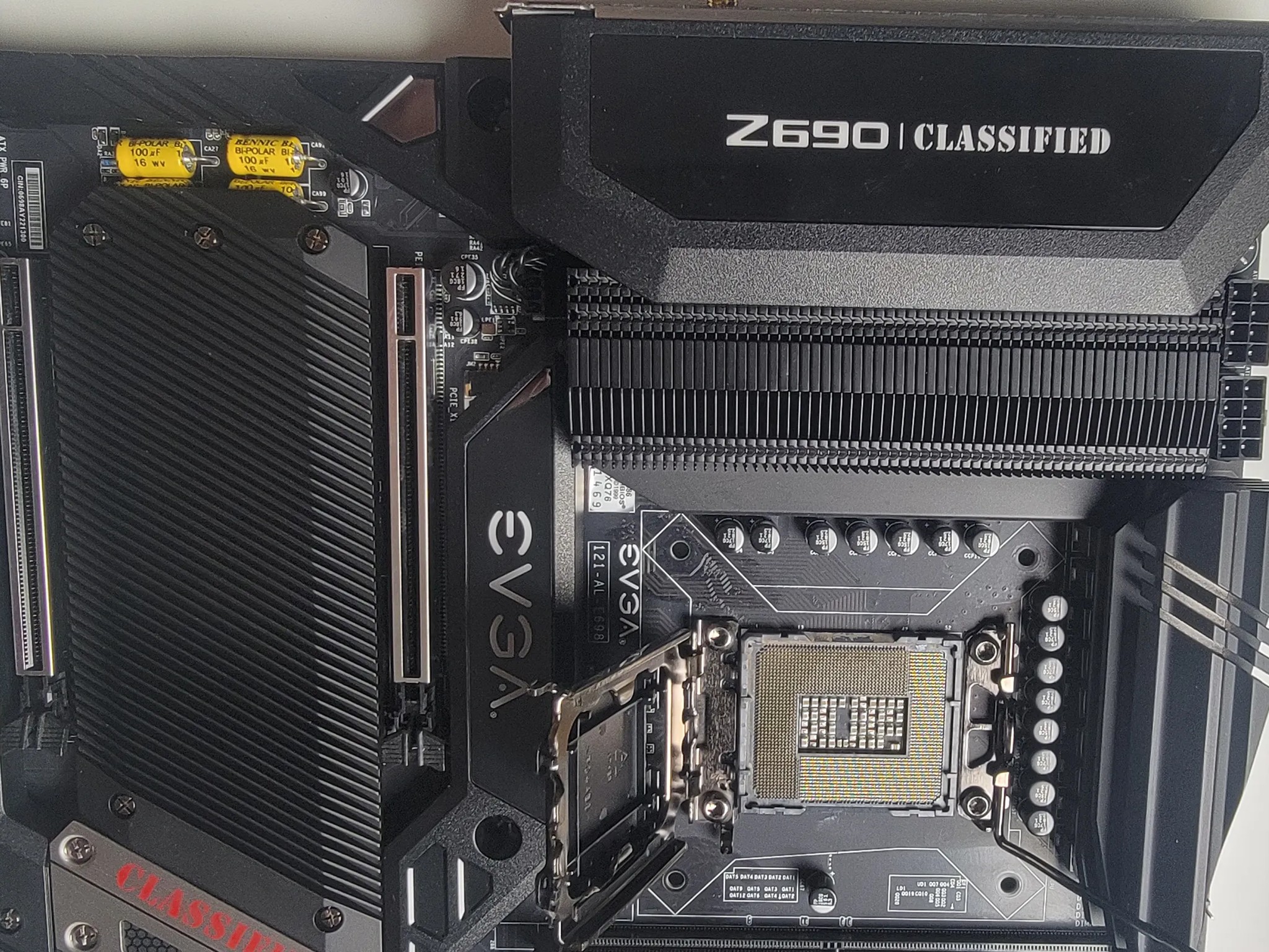 EVGA Z690 Classified 121-AL-E698-KR