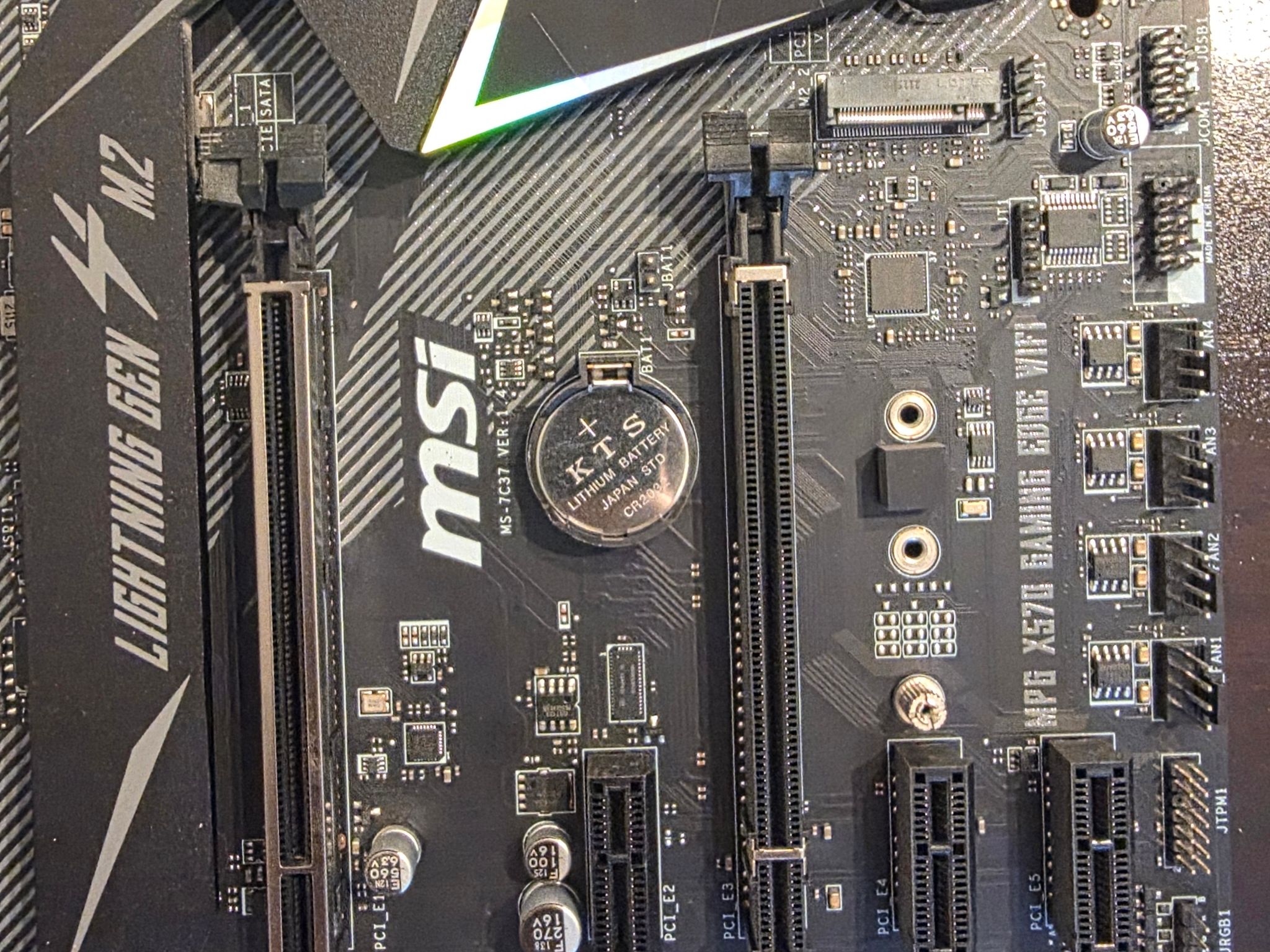 MSI MPG X570 GAMING EDGE WIFI