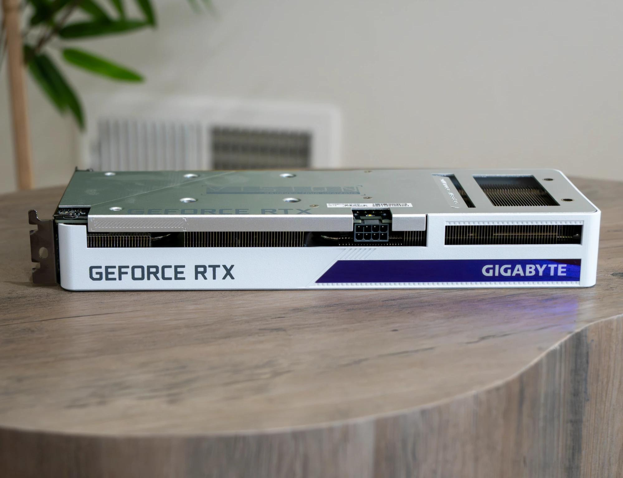GIGABYTE Vision OC GeForce RTX 3060 12GB - Image 3