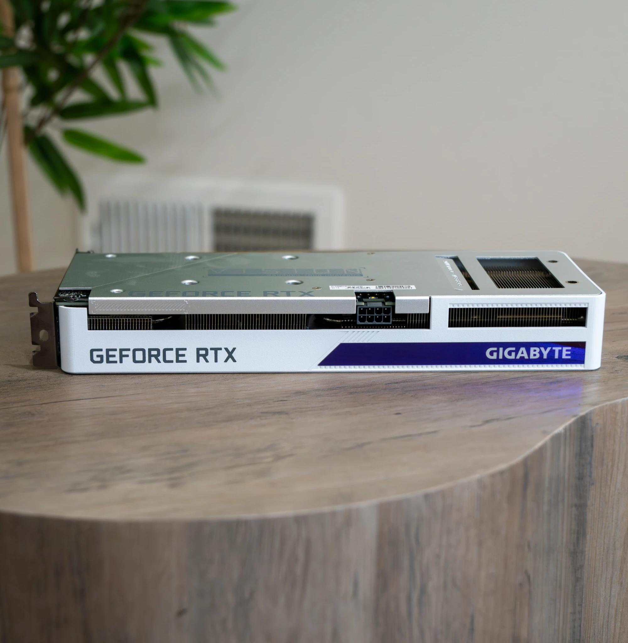 GIGABYTE Vision OC GeForce RTX 3060 12GB
