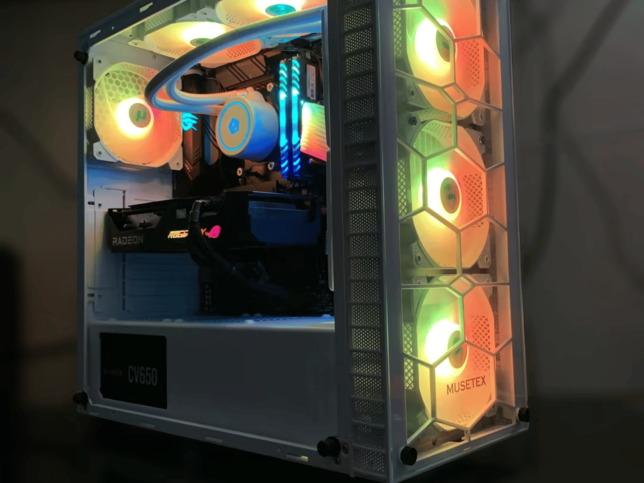 Mid Ranged Gaming Streaming Pc, R7 5800x, RX 6600XT 