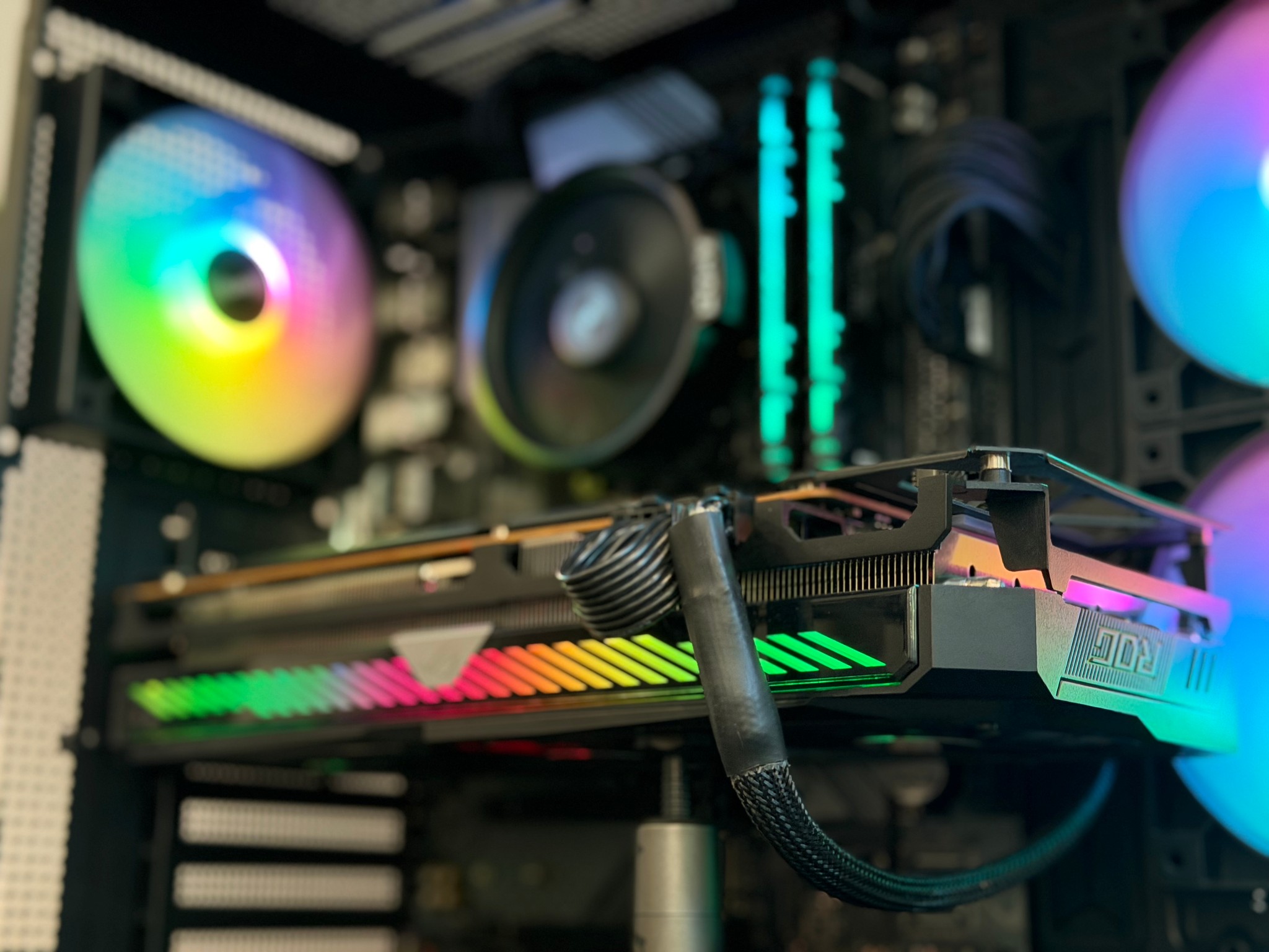Custom 1440p Gaming Machine | Ryzen 5 | RX 6700XT | 16GB RAM|