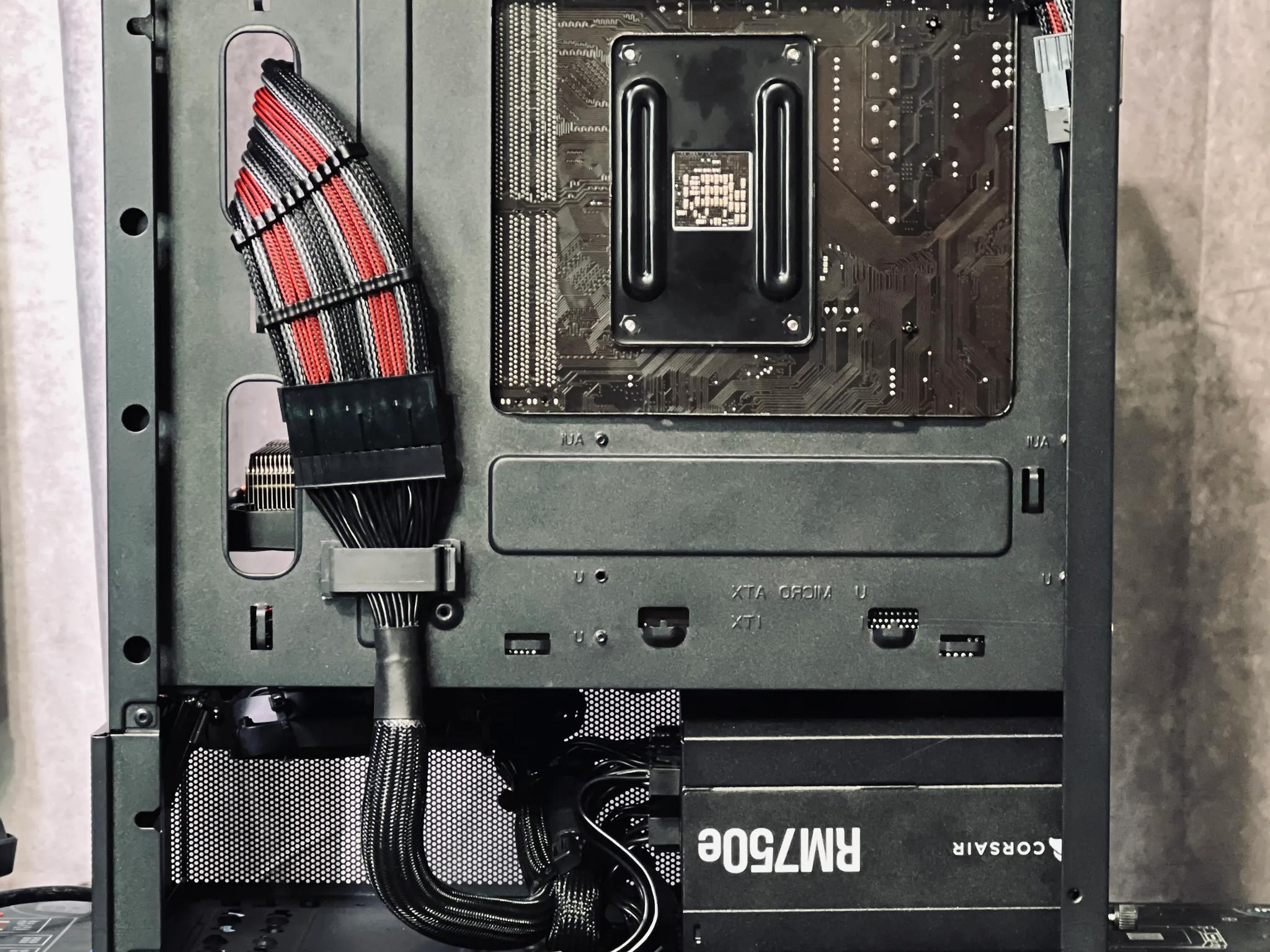 Great Mid-range Gaming PC - 3800X | RX 6750 XT | 32GB DDR4 | ATX 3.0 PSU