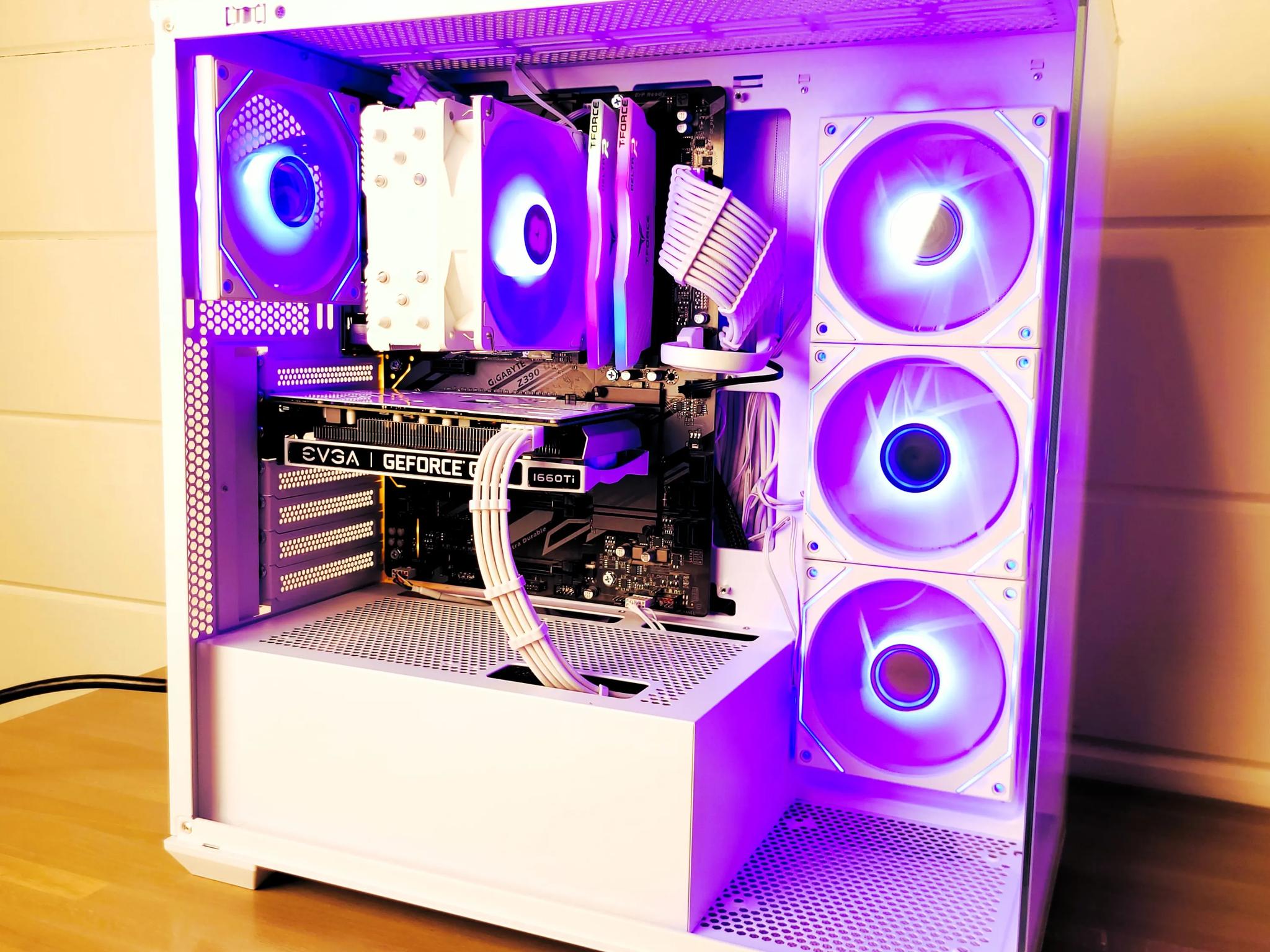 Christmas Sale! Budget Gaming White Fishtank Case | Next Day Shipping!