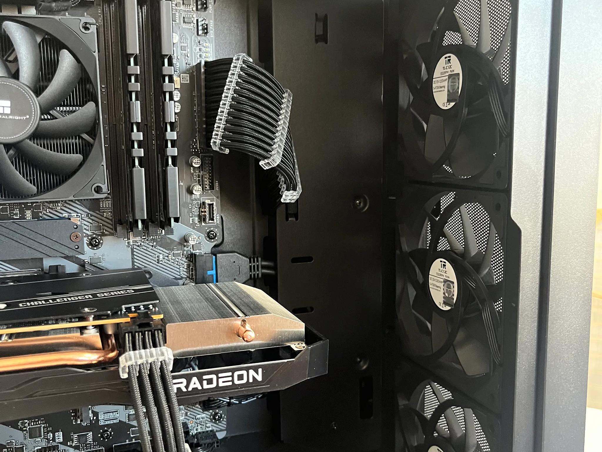 "Challenger's Fury Gaming PC: Unleashing the i5-11400F with a Radeon RX 6600XT 8GB Graphics Card"
