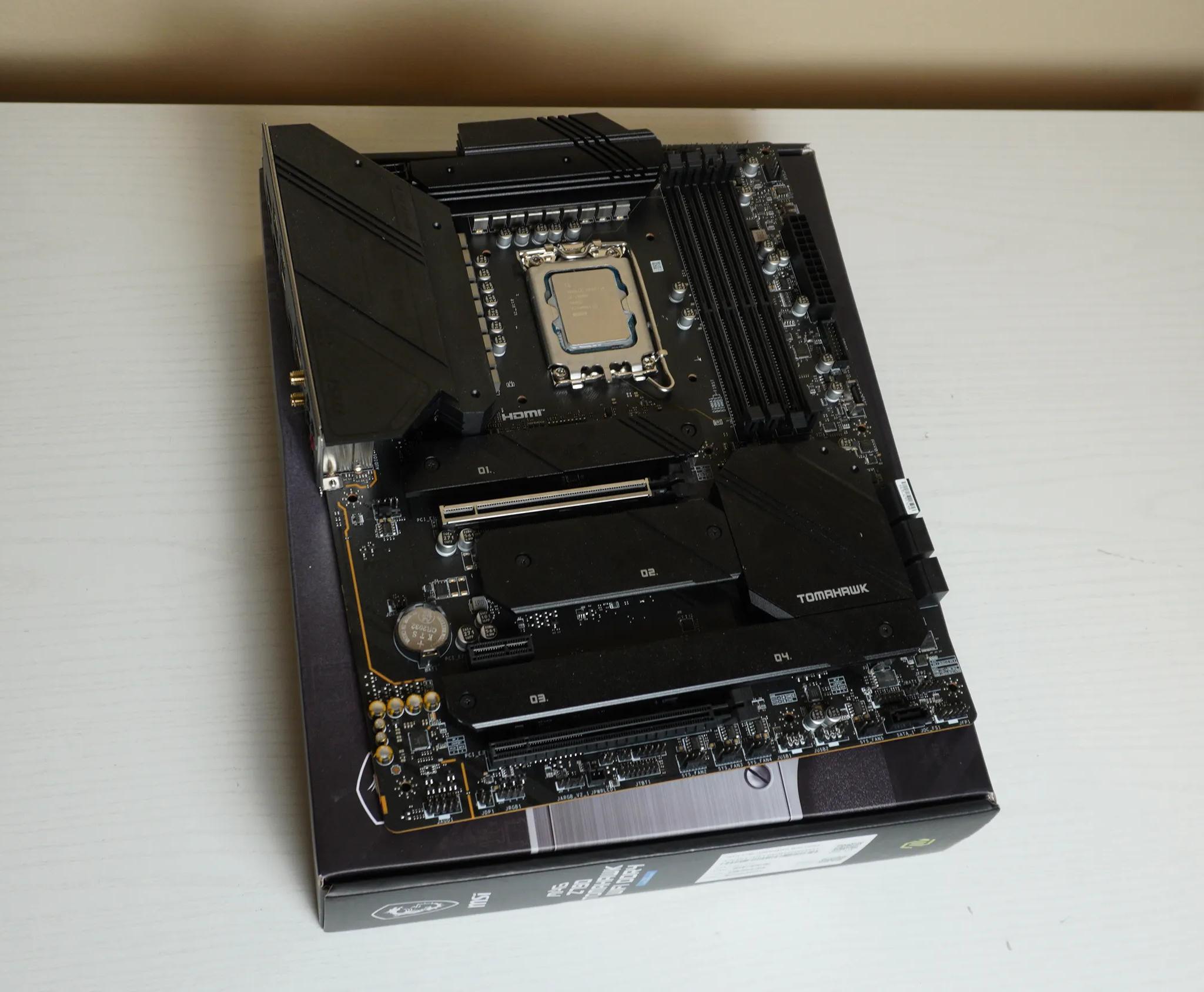 i5 13600k + MSI z790 Tomahawk Wifi DDR4
