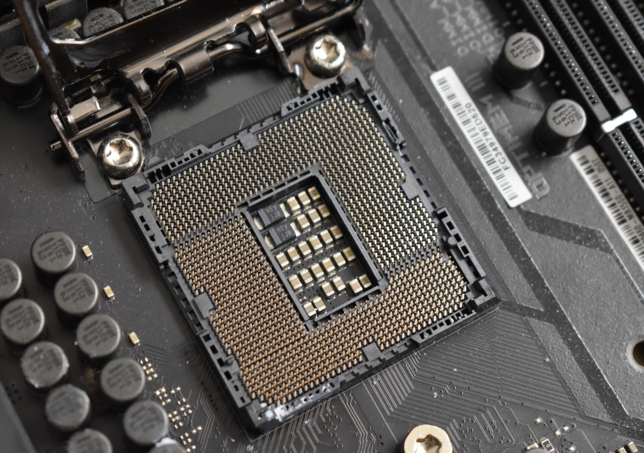 Asus ROG Maximus XIII Extreme Z590 Motherboard LGA1200