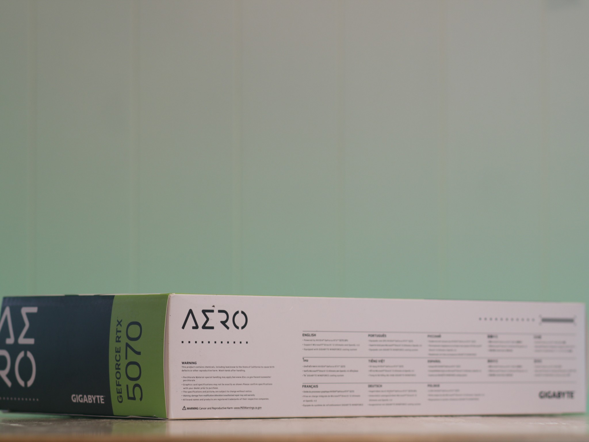 GIGABYTE GeForce RTX 5070 AERO OC 12G