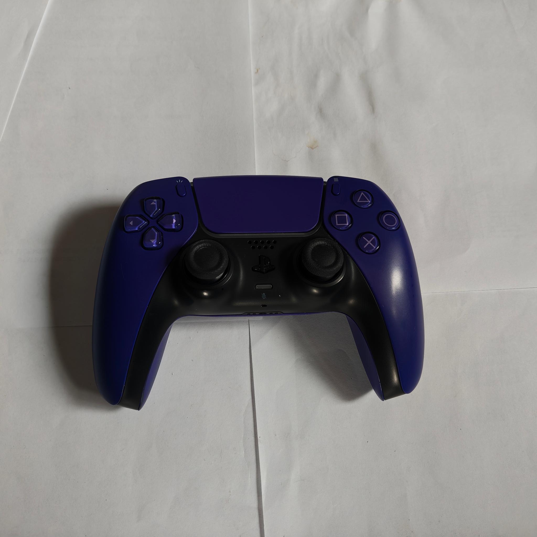 PS5 Dual sense controller.