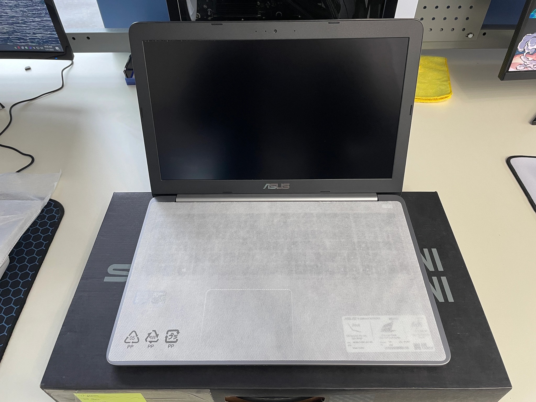 ASUS K501U Gaming Laptop - Core I7 NVIDIA GTX 950m Graphics