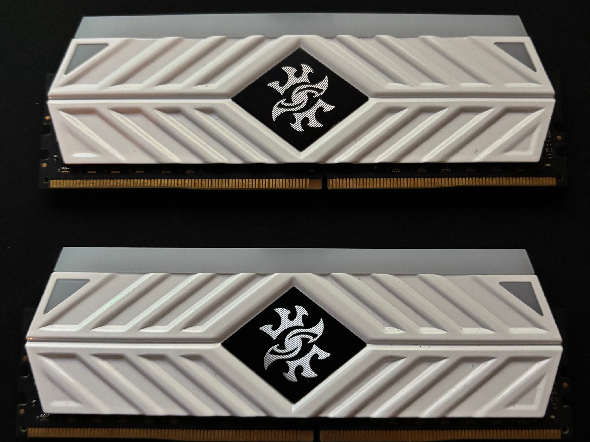 ADATA XPG DDR4 16GB(2x8) 3200mhz