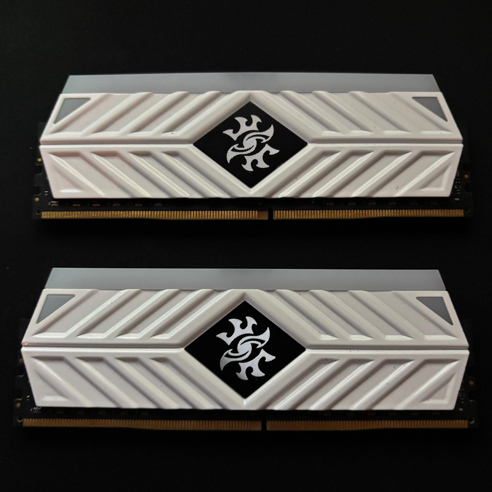 ADATA XPG DDR4 16GB(2x8) 3200mhz