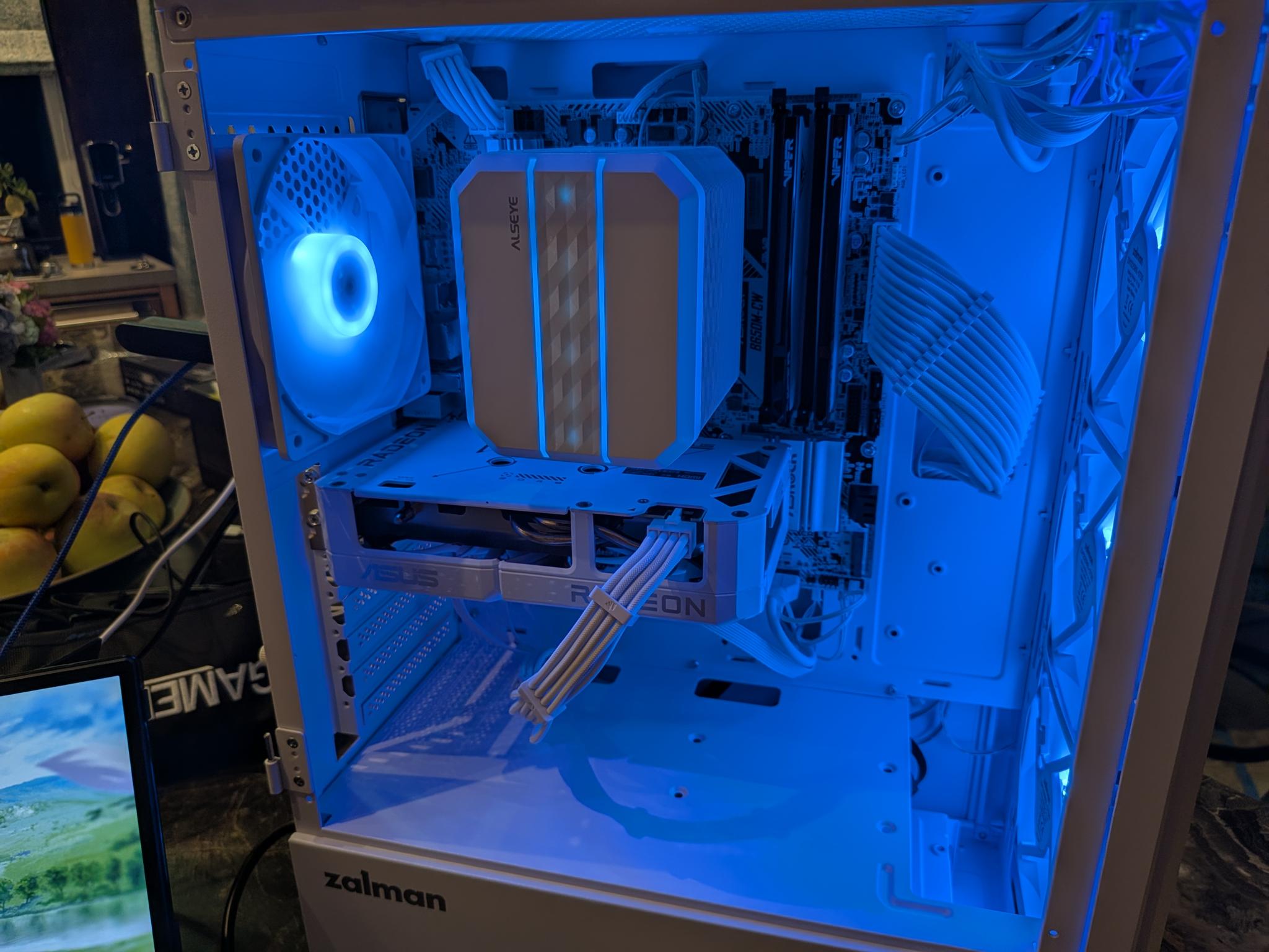 1440p Blizzard - Ryzen 7 7700, RX 9060 XT 16GB, 32 GB DDR5, 2 TB Gen 4 NVME, RGB