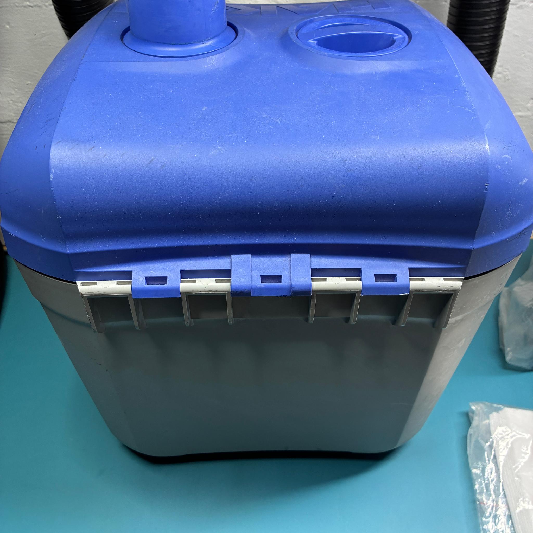 Hakko FA430 Fume Extractor + Duct Kit & Spare Filters (Electronics Lab Equipment)