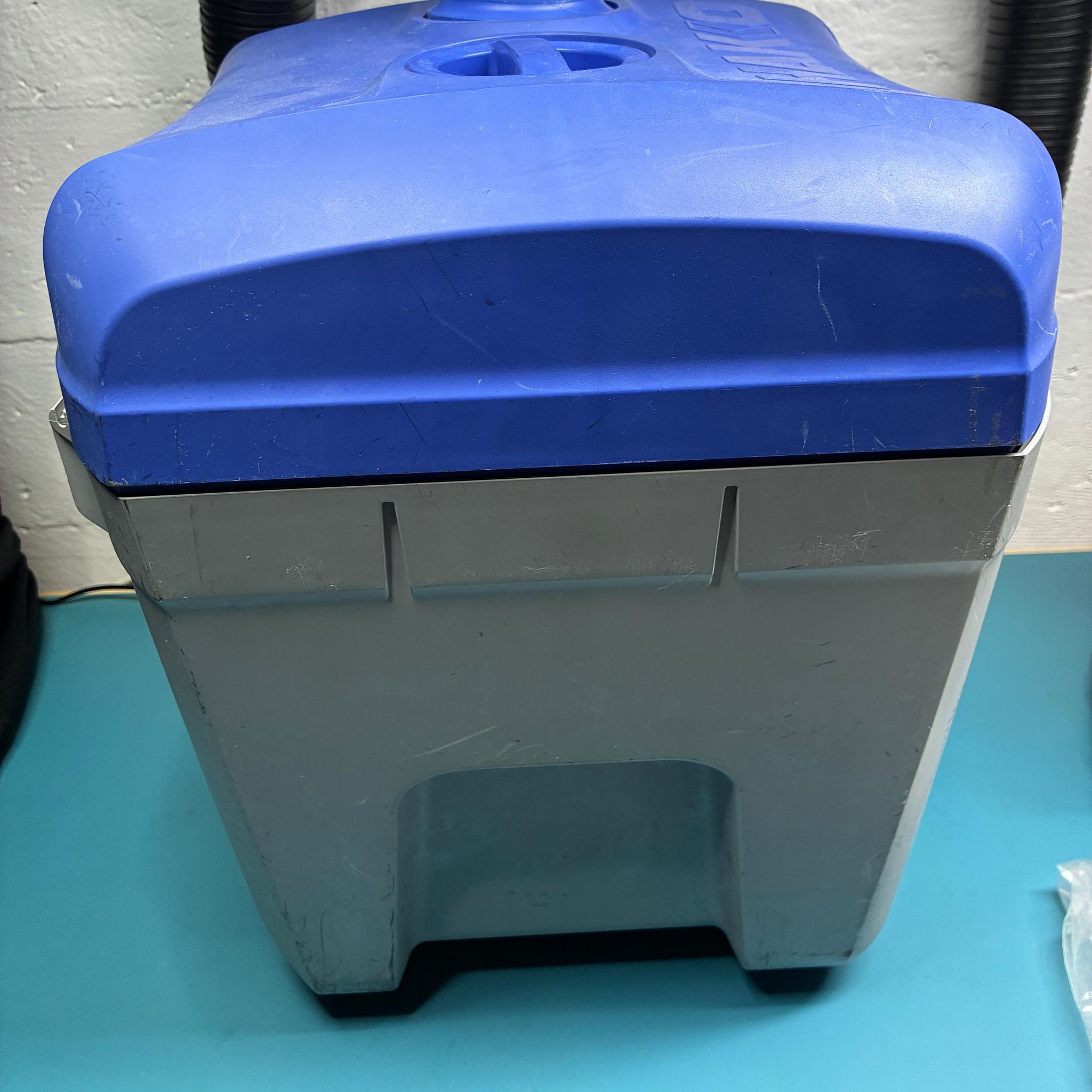 Hakko FA430 Fume Extractor + Duct Kit & Spare Filters (Electronics Lab Equipment)
