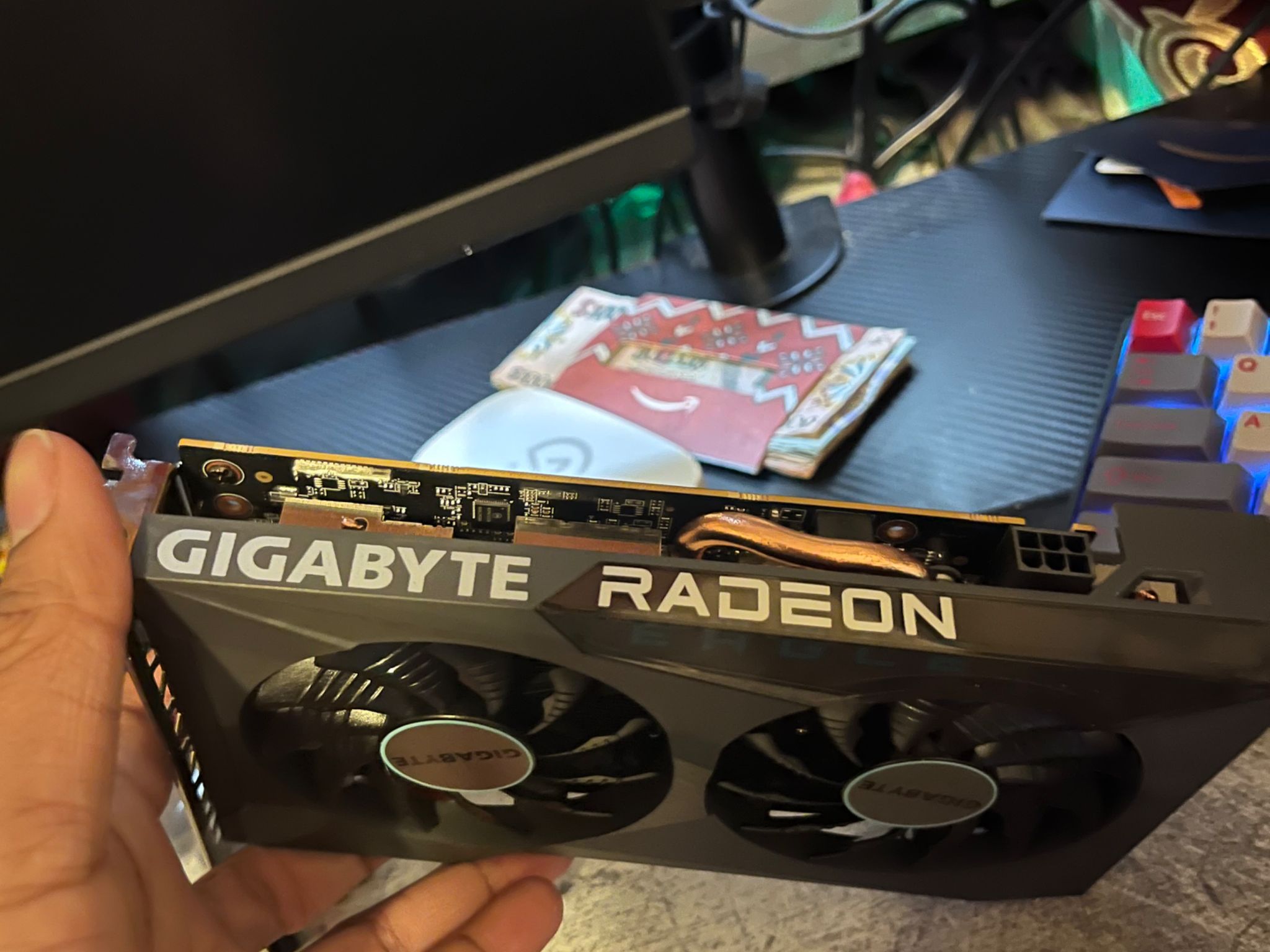 GIGABYTE Radeon RX 6500 XT Eagle 4G Graphics Card