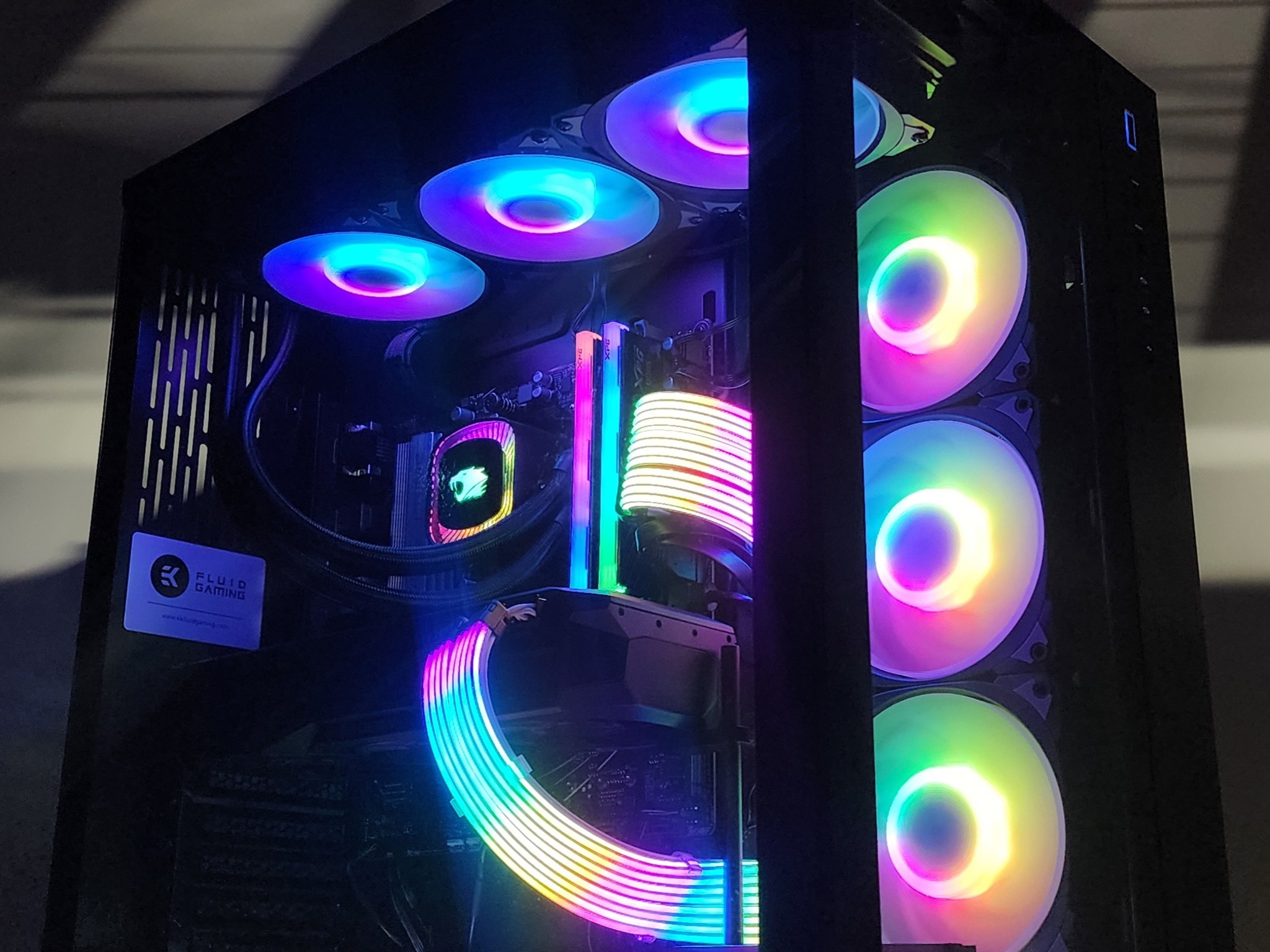Gaming PC Ryzen 7 7800X3D 32GB RAM 1TB SSD RX 7900 XT 20GB Windows 11 Computer